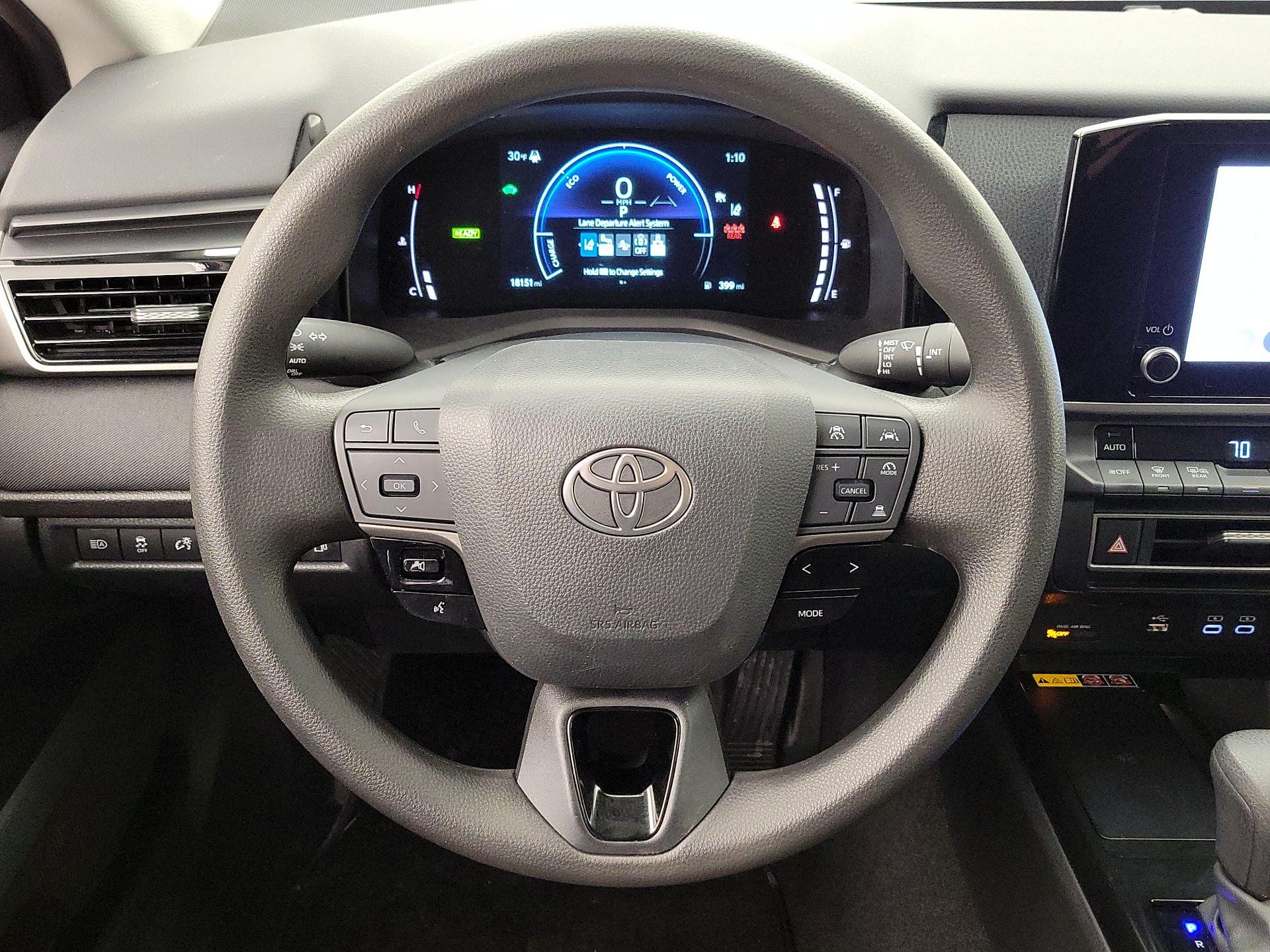 Thumbnail: 2025 Toyota Camry - 10