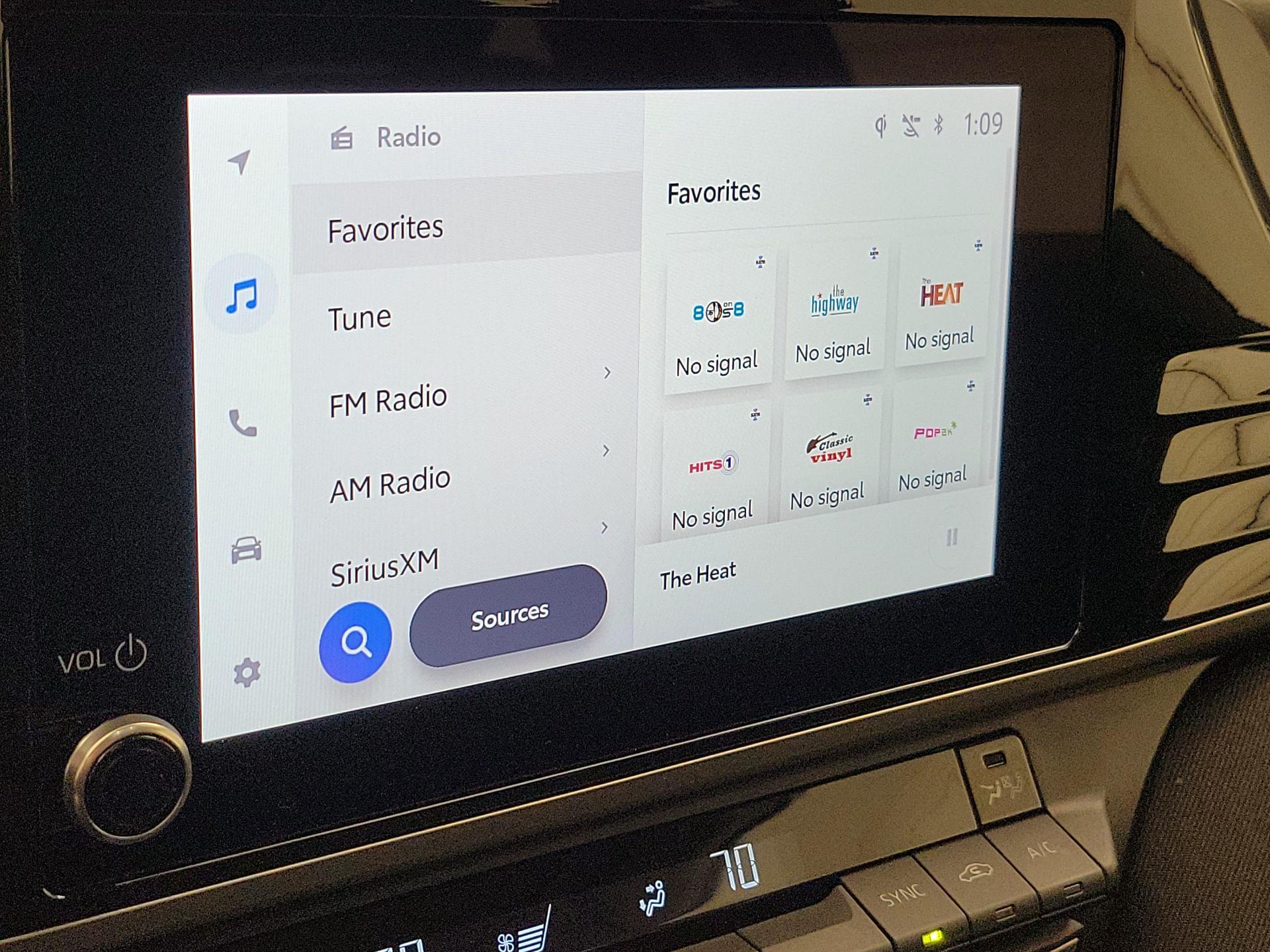 Thumbnail: 2025 Toyota Camry - 15