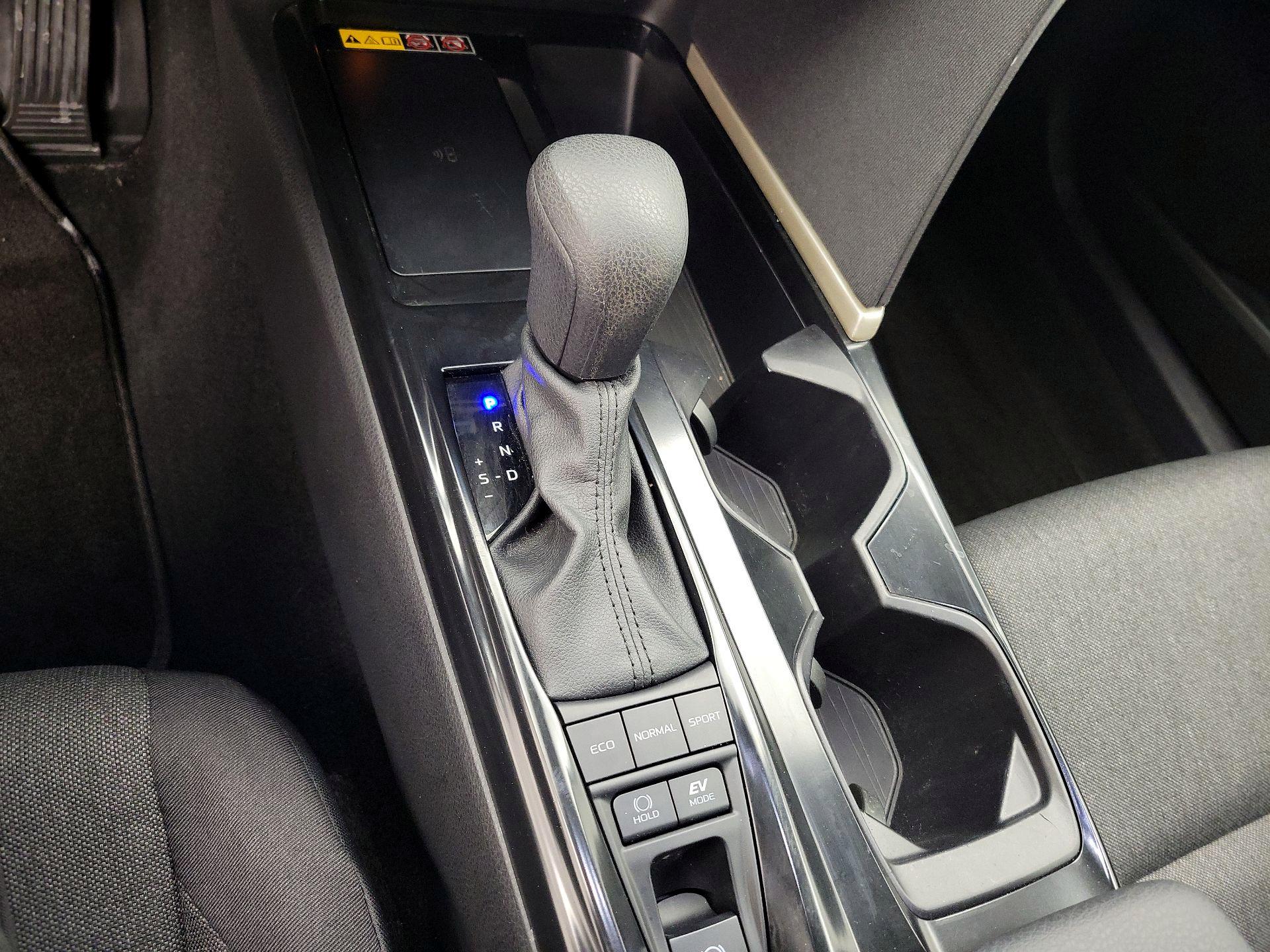 Thumbnail: 2025 Toyota Camry - 17