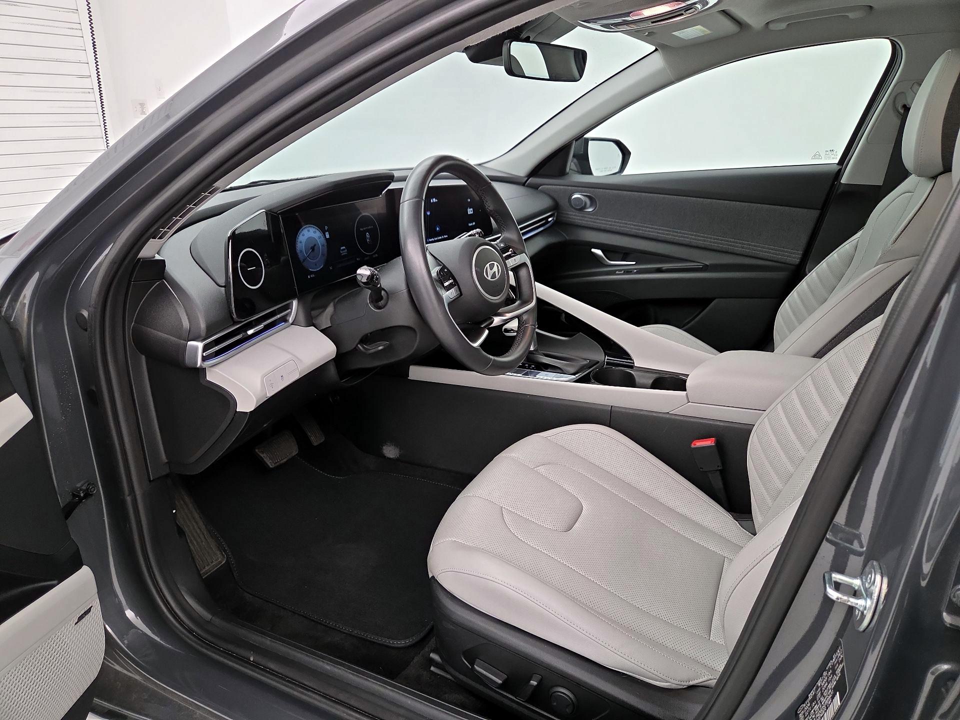 Thumbnail: 2025 Hyundai Elantra - 11