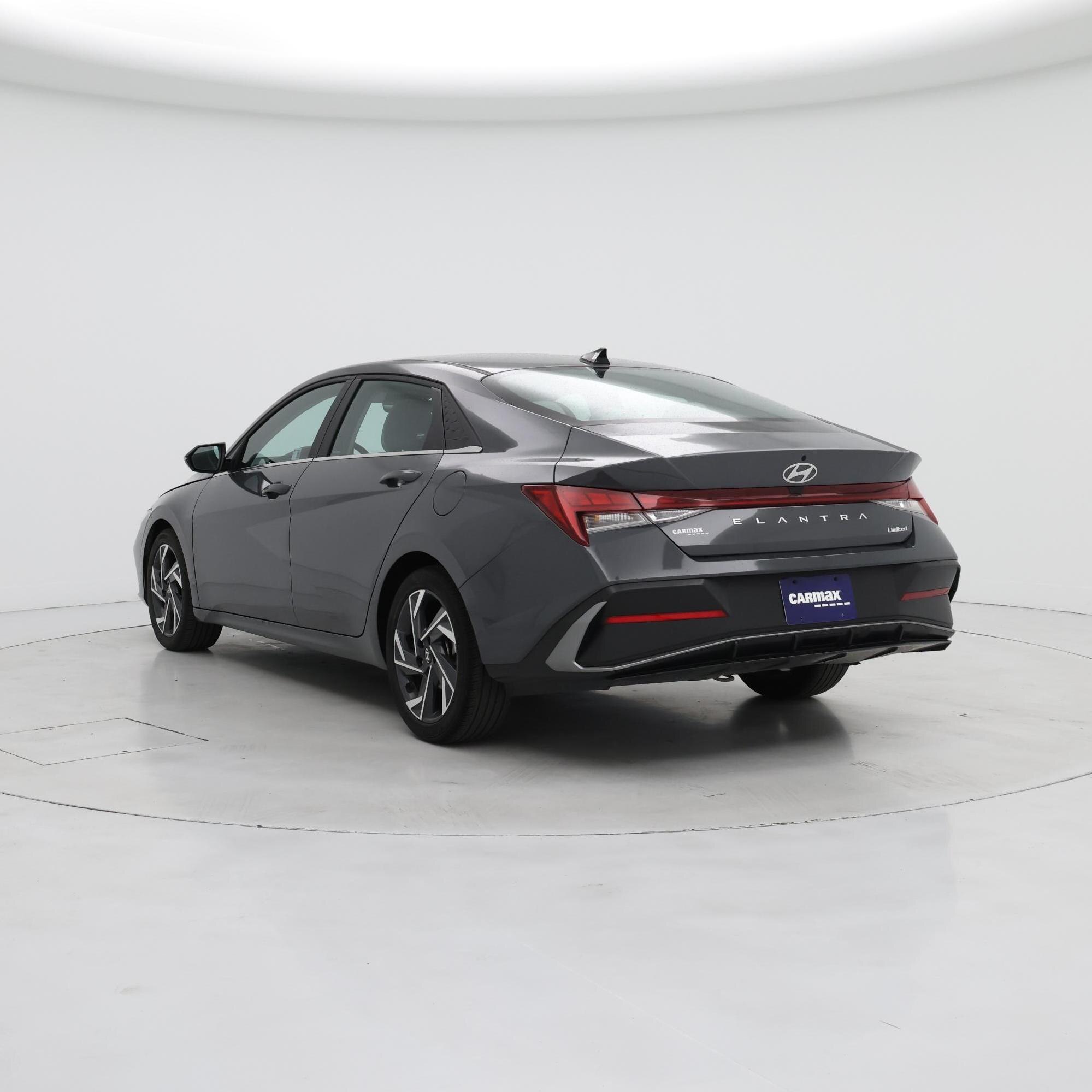 Thumbnail: 2025 Hyundai Elantra - 2