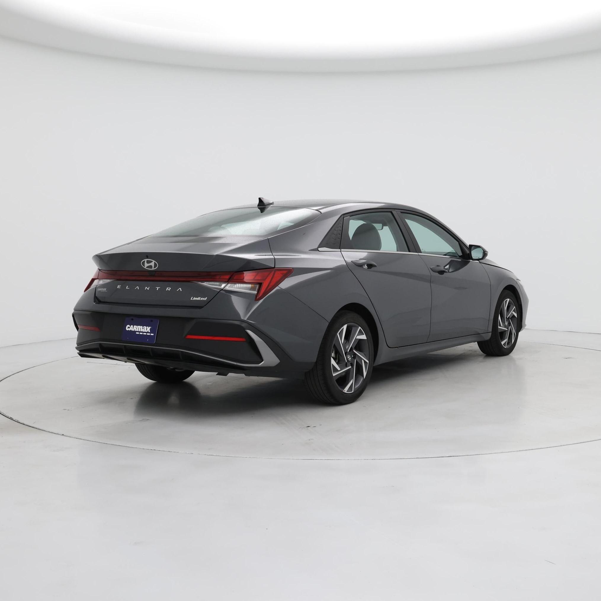 Thumbnail: 2025 Hyundai Elantra - 8