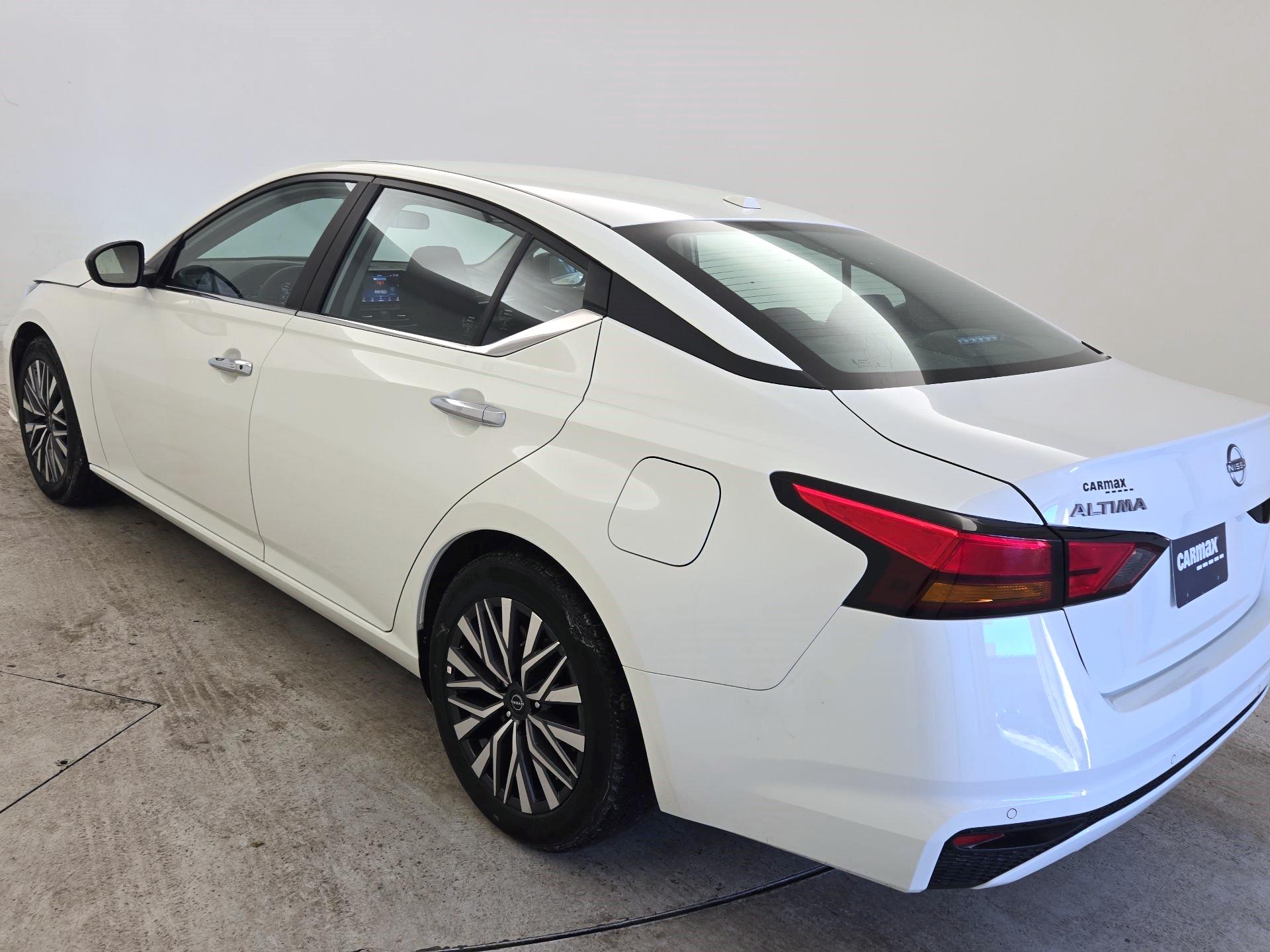 Thumbnail: 2025 Nissan Altima - 7