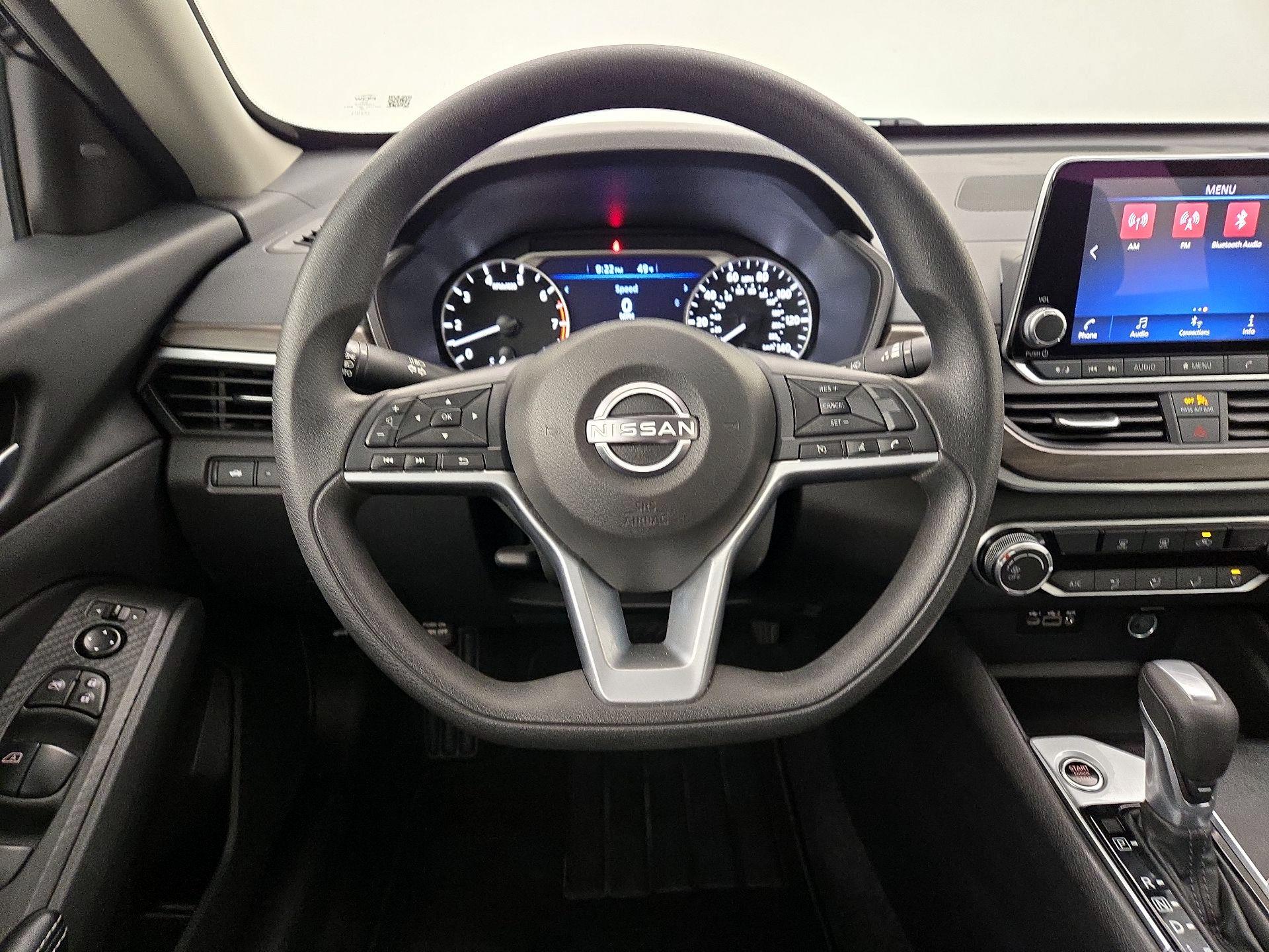 Thumbnail: 2025 Nissan Altima - 10