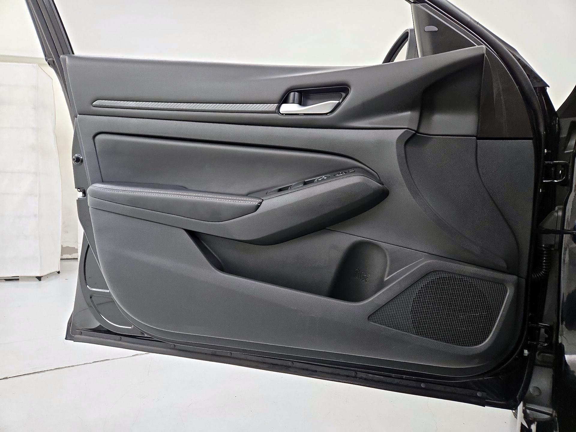 Thumbnail: 2025 Nissan Altima - 12