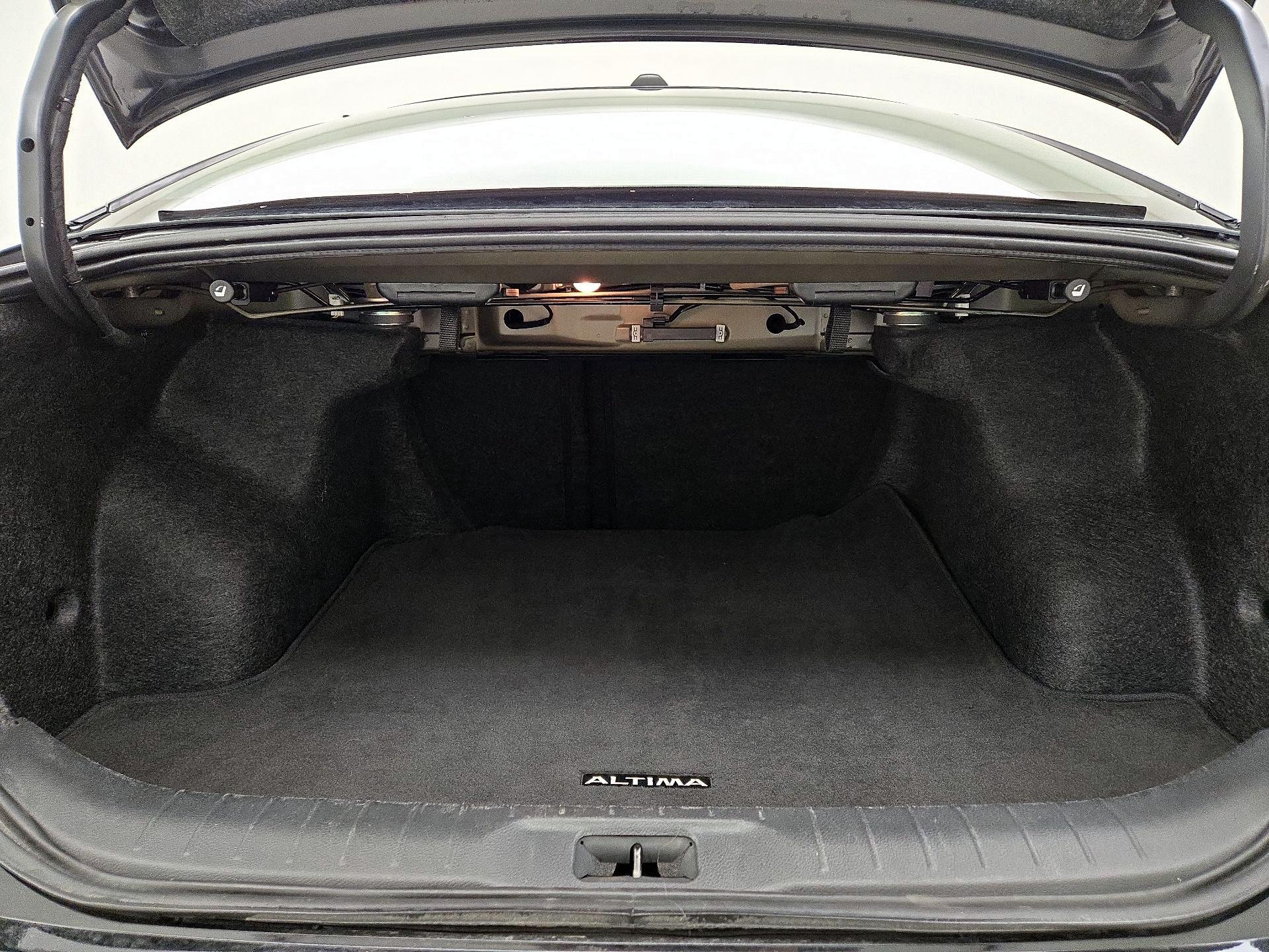 Thumbnail: 2025 Nissan Altima - 20