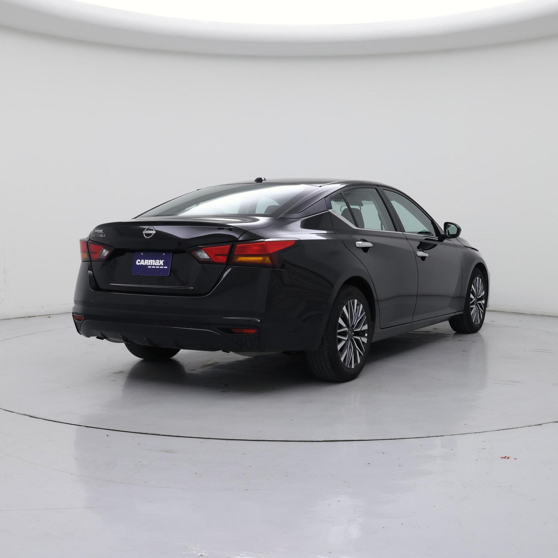 Thumbnail: 2025 Nissan Altima - 8