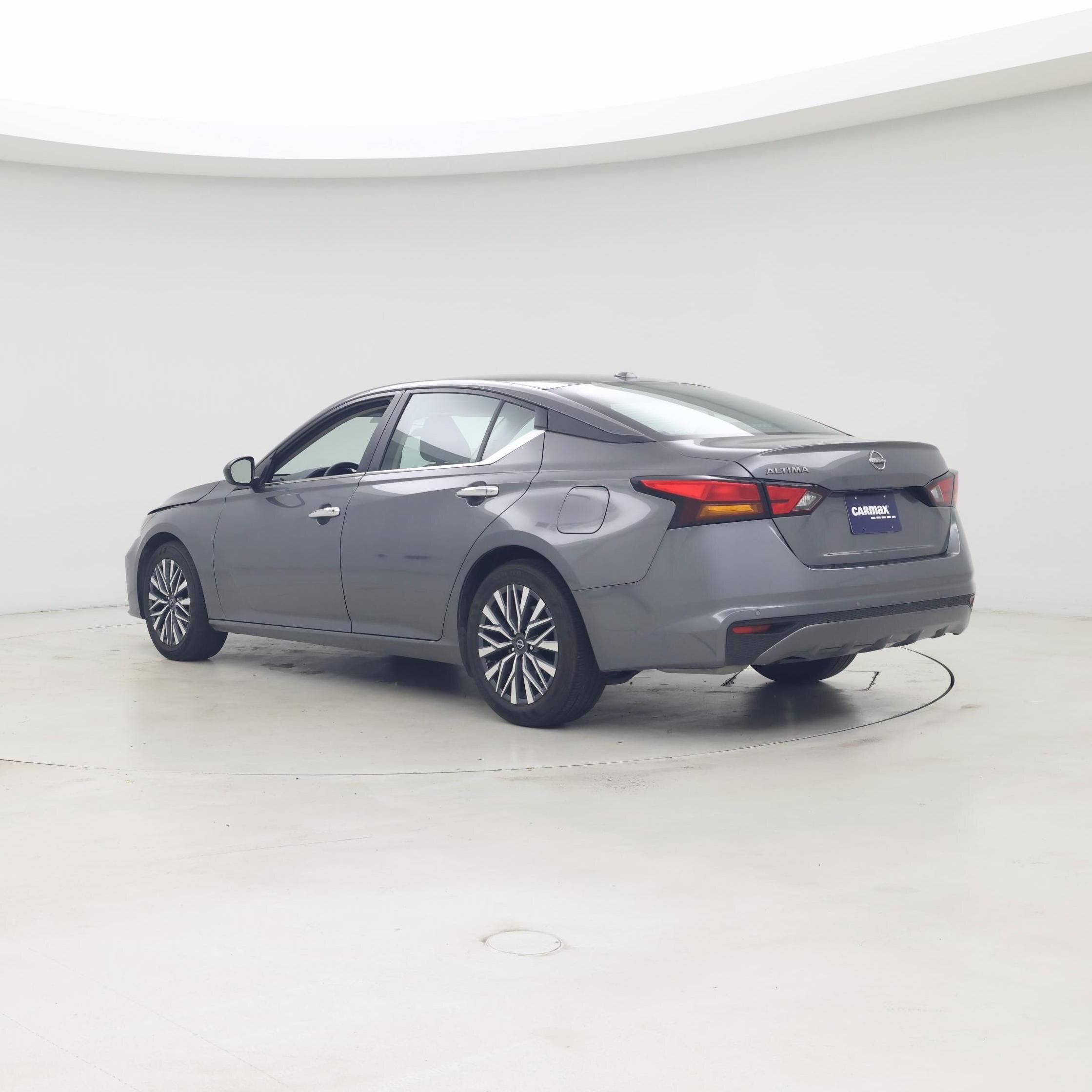 Thumbnail: 2025 Nissan Altima - 2