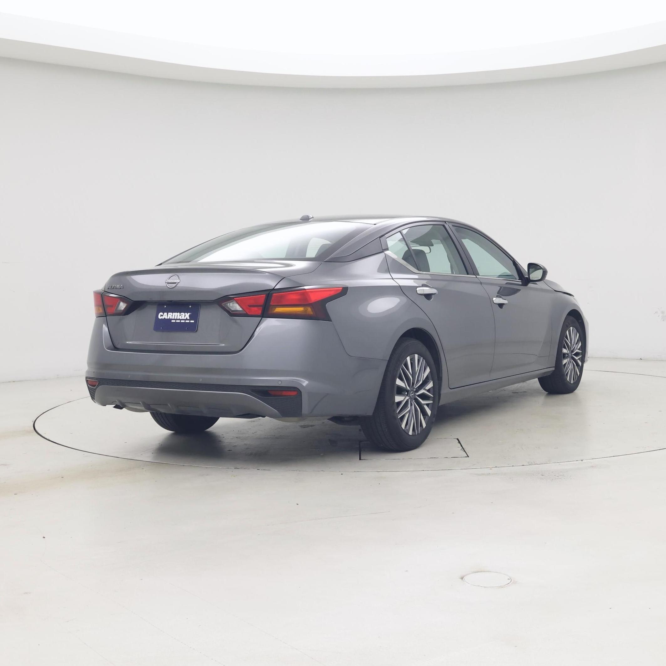 Thumbnail: 2025 Nissan Altima - 8