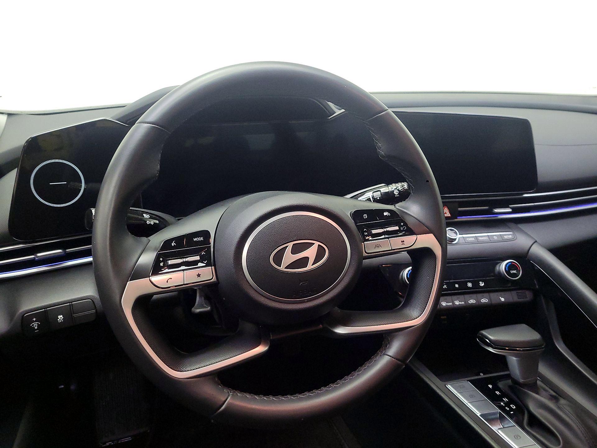 Thumbnail: 2025 Hyundai Elantra - 10