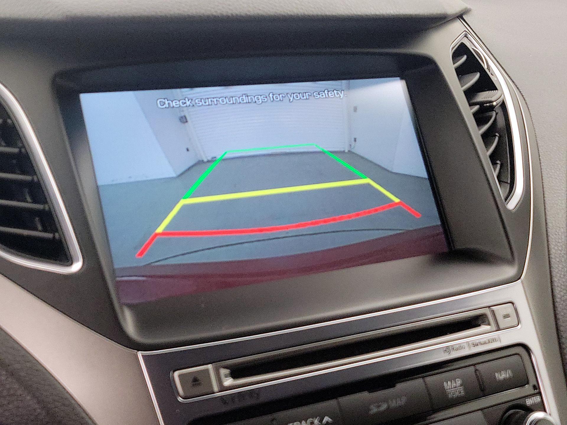 Thumbnail: 2016 Hyundai Azera - 15