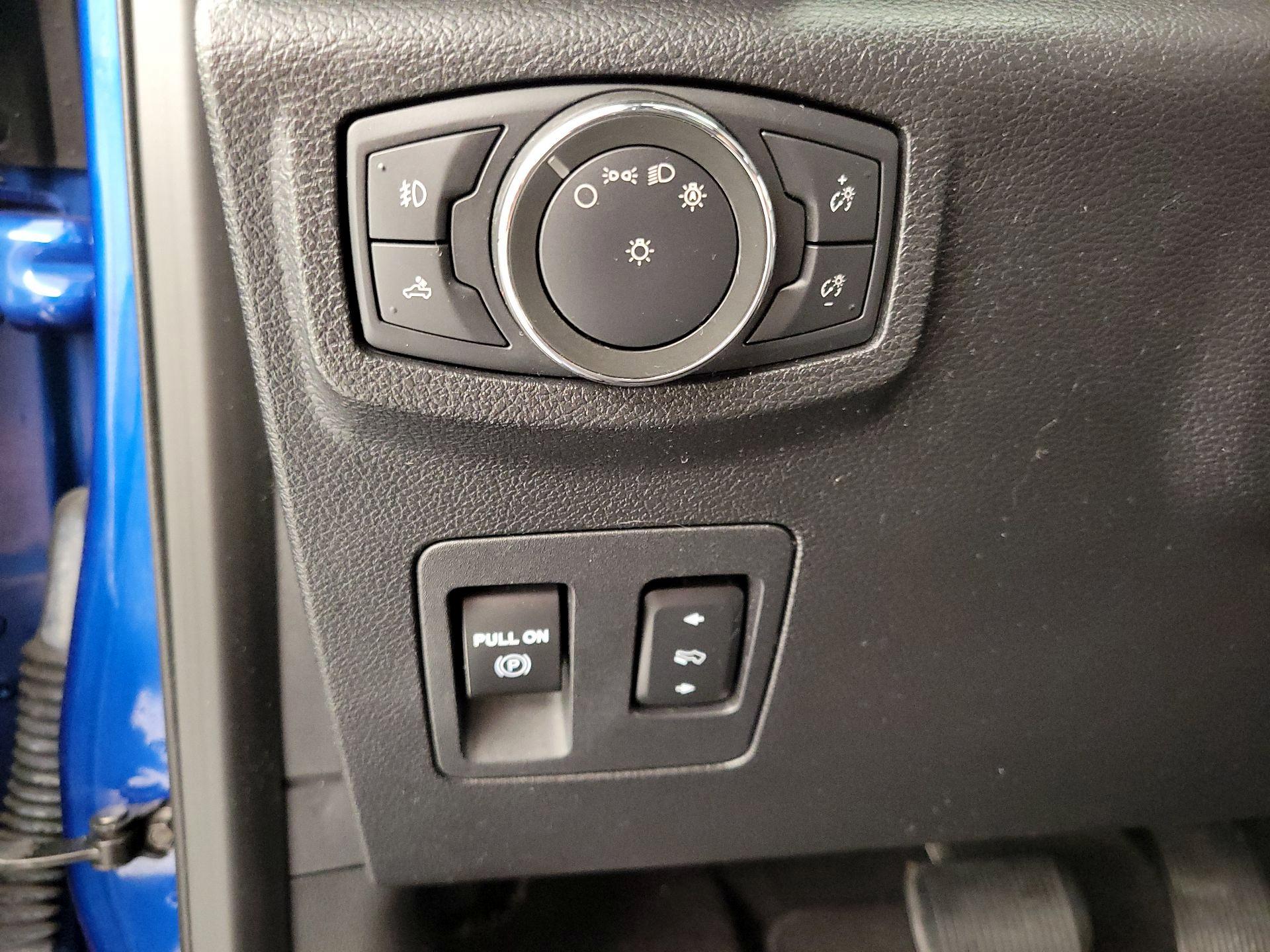 Thumbnail: 2018 Ford F-150 - 13