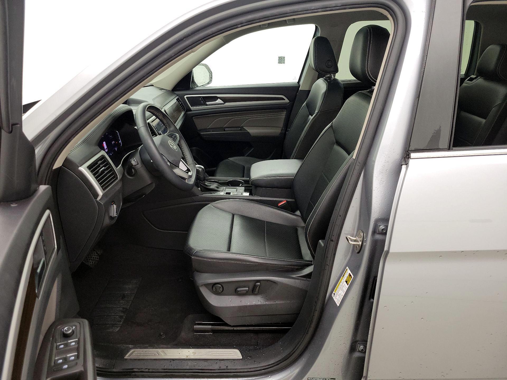 Thumbnail: 2022 Volkswagen Atlas - 11