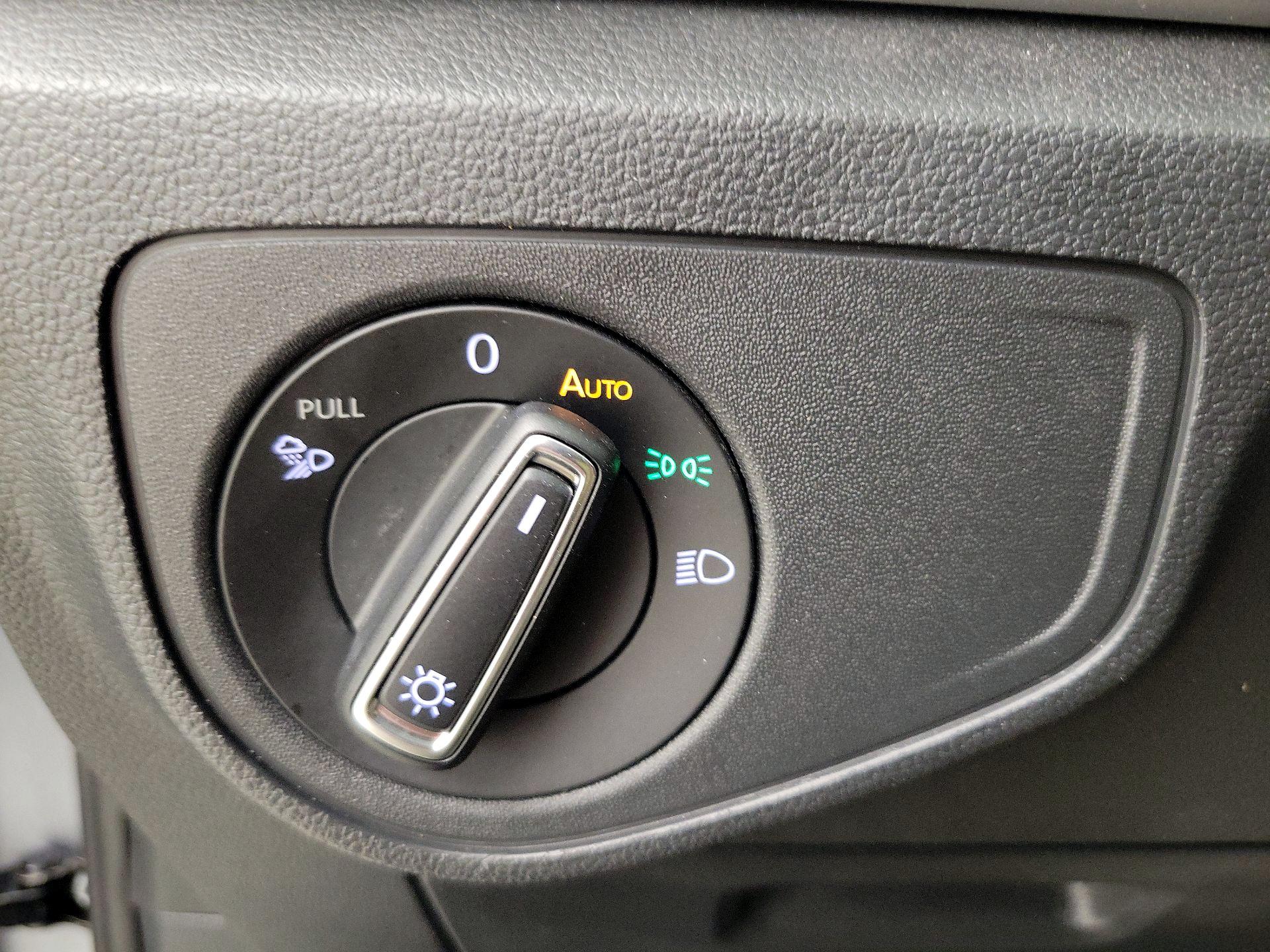 Thumbnail: 2022 Volkswagen Atlas - 13