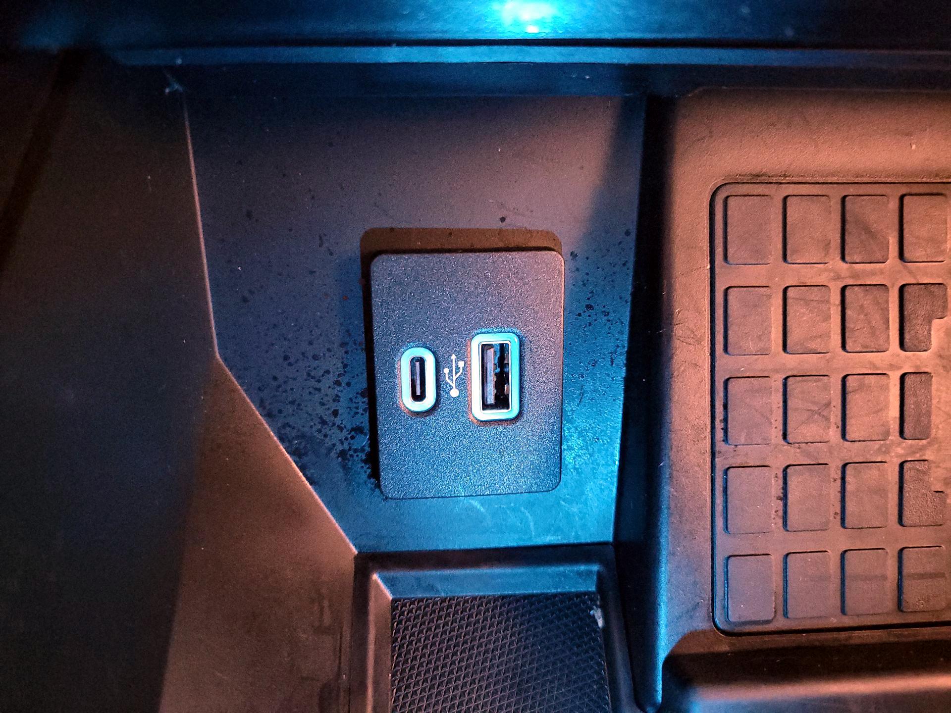 Thumbnail: 2021 Ford F-150 - 19