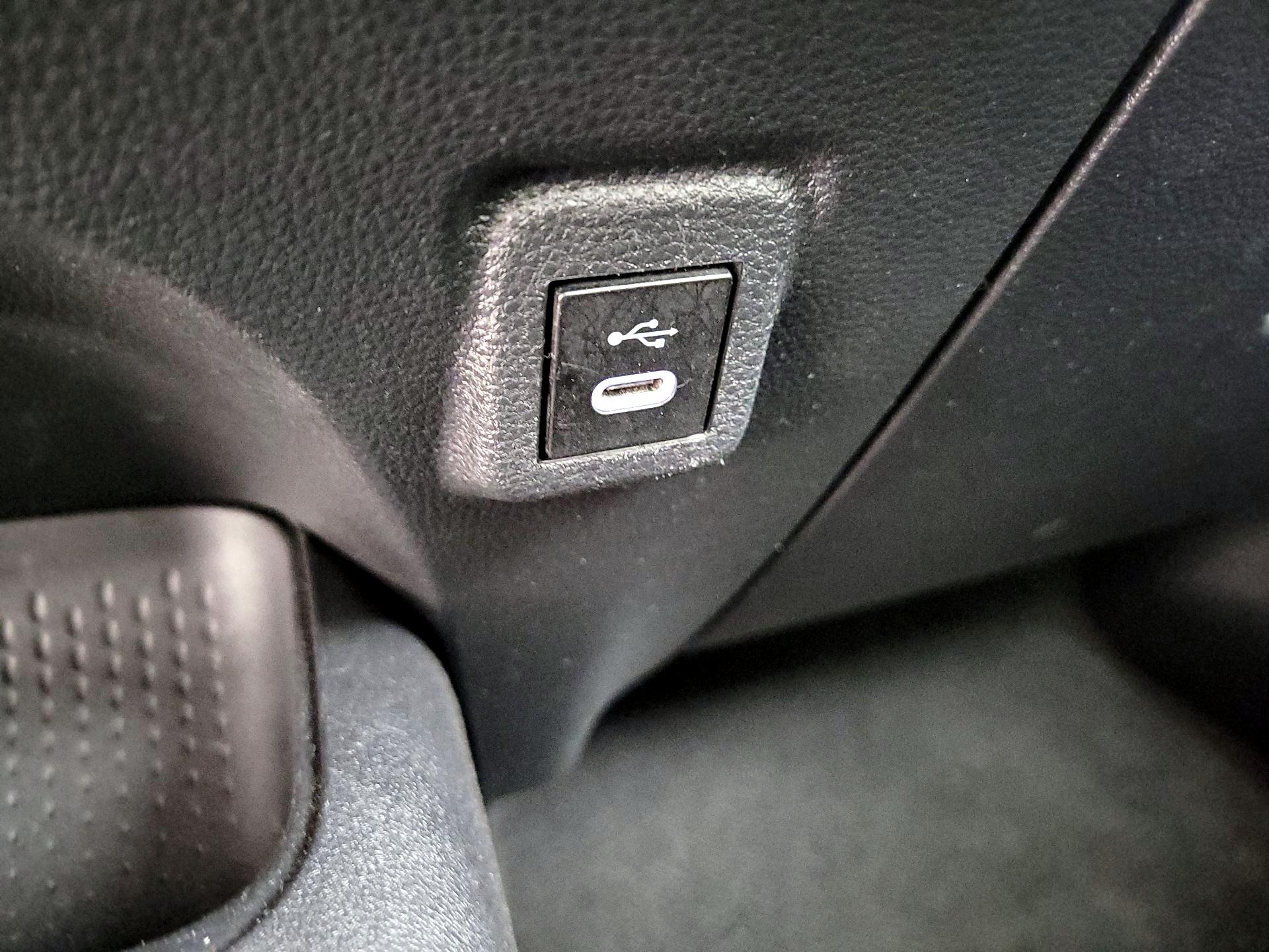 Thumbnail: 2024 Toyota Corolla - 18