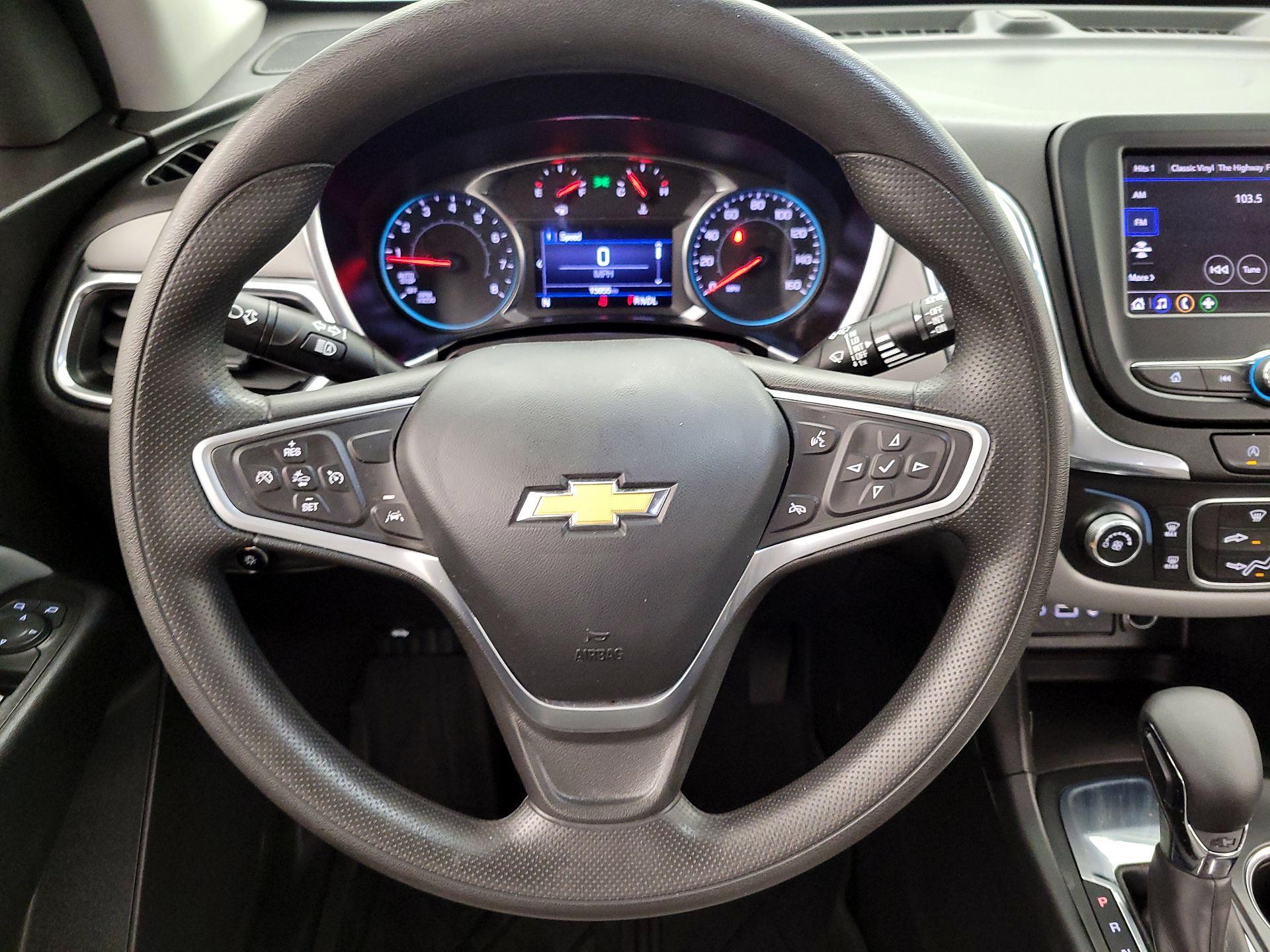 Thumbnail: 2022 Chevrolet Equinox - 10