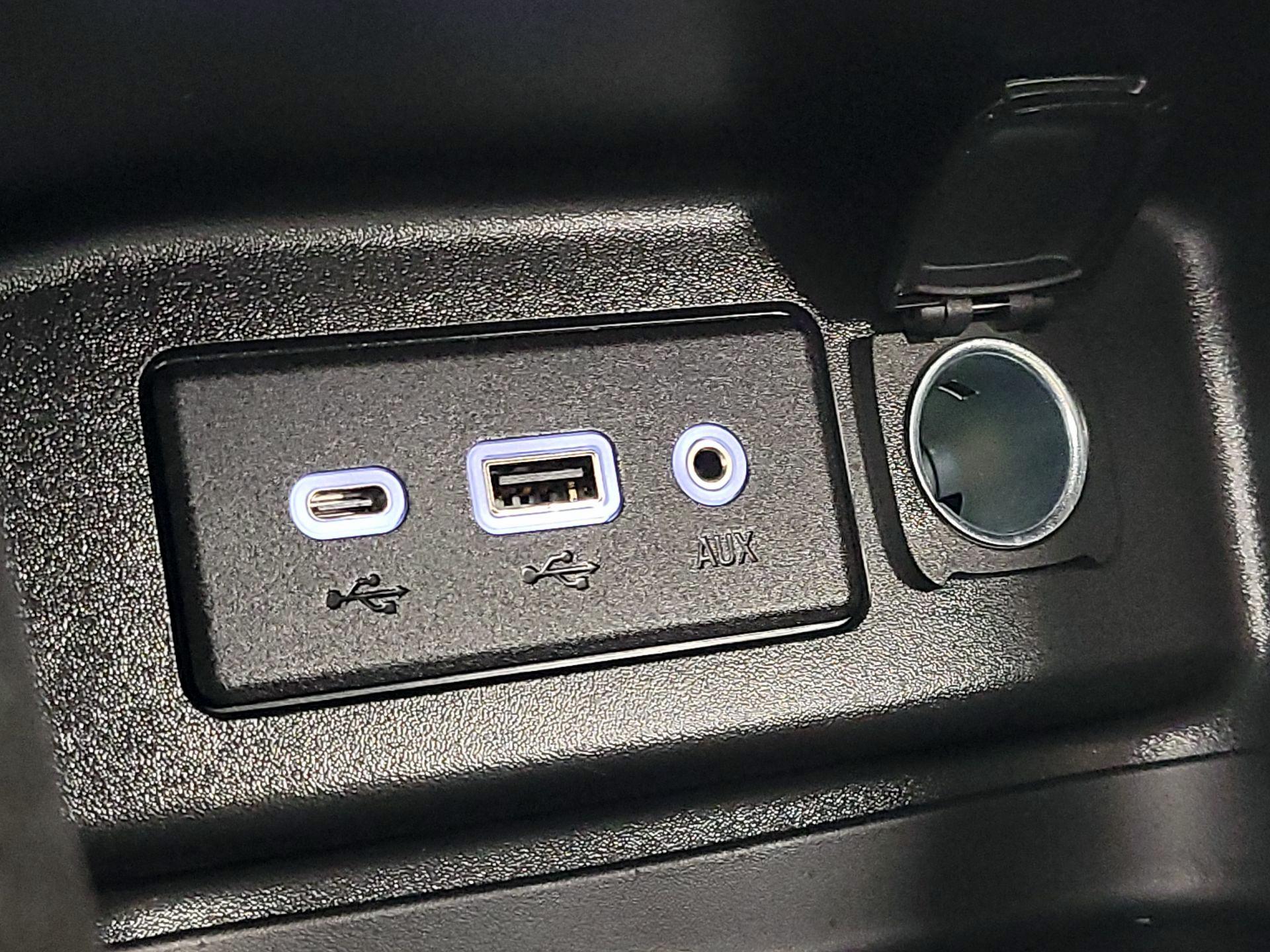 Thumbnail: 2022 Chevrolet Equinox - 18