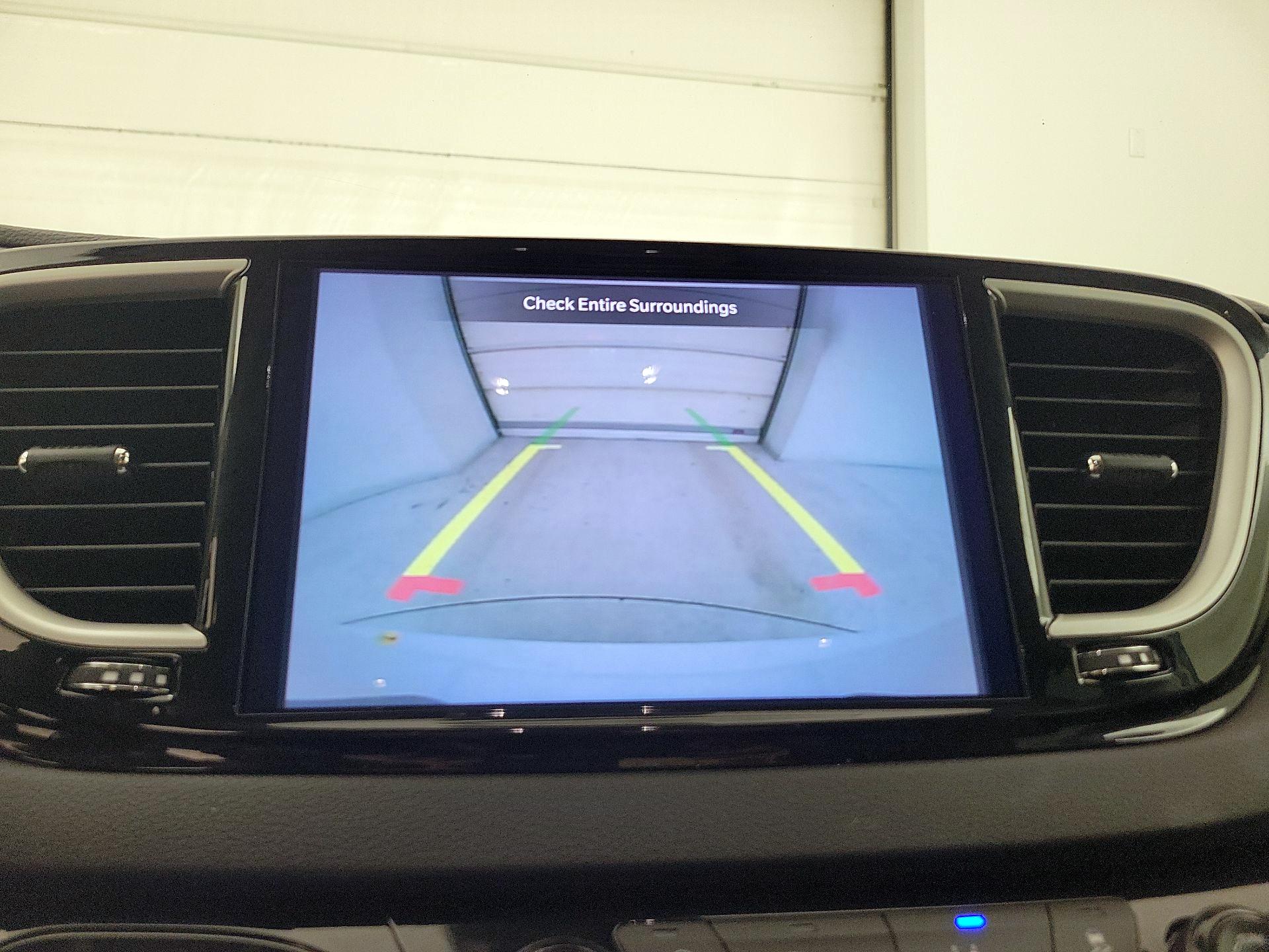 Thumbnail: 2024 Chrysler Pacifica - 14