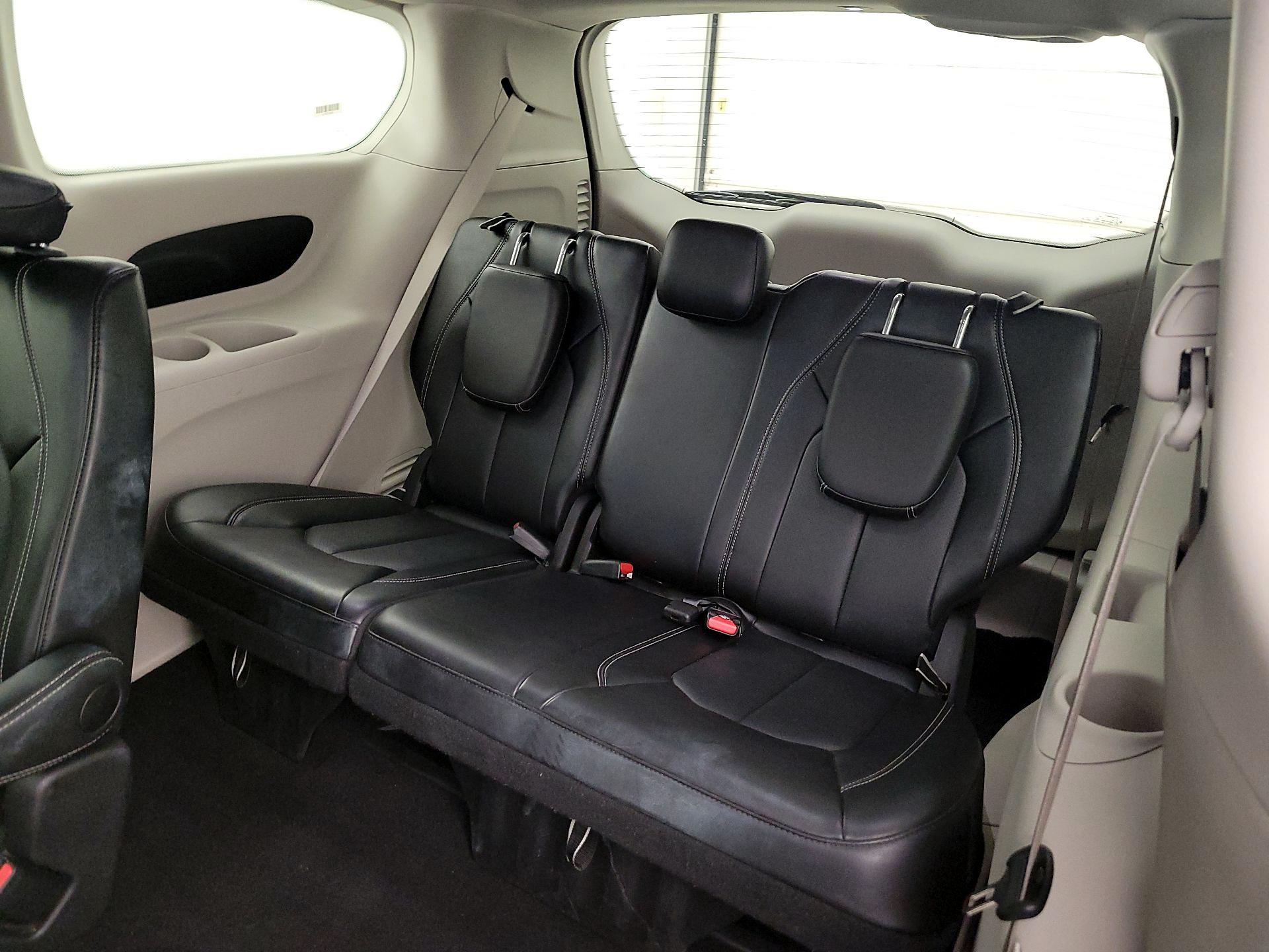 Thumbnail: 2024 Chrysler Pacifica - 20