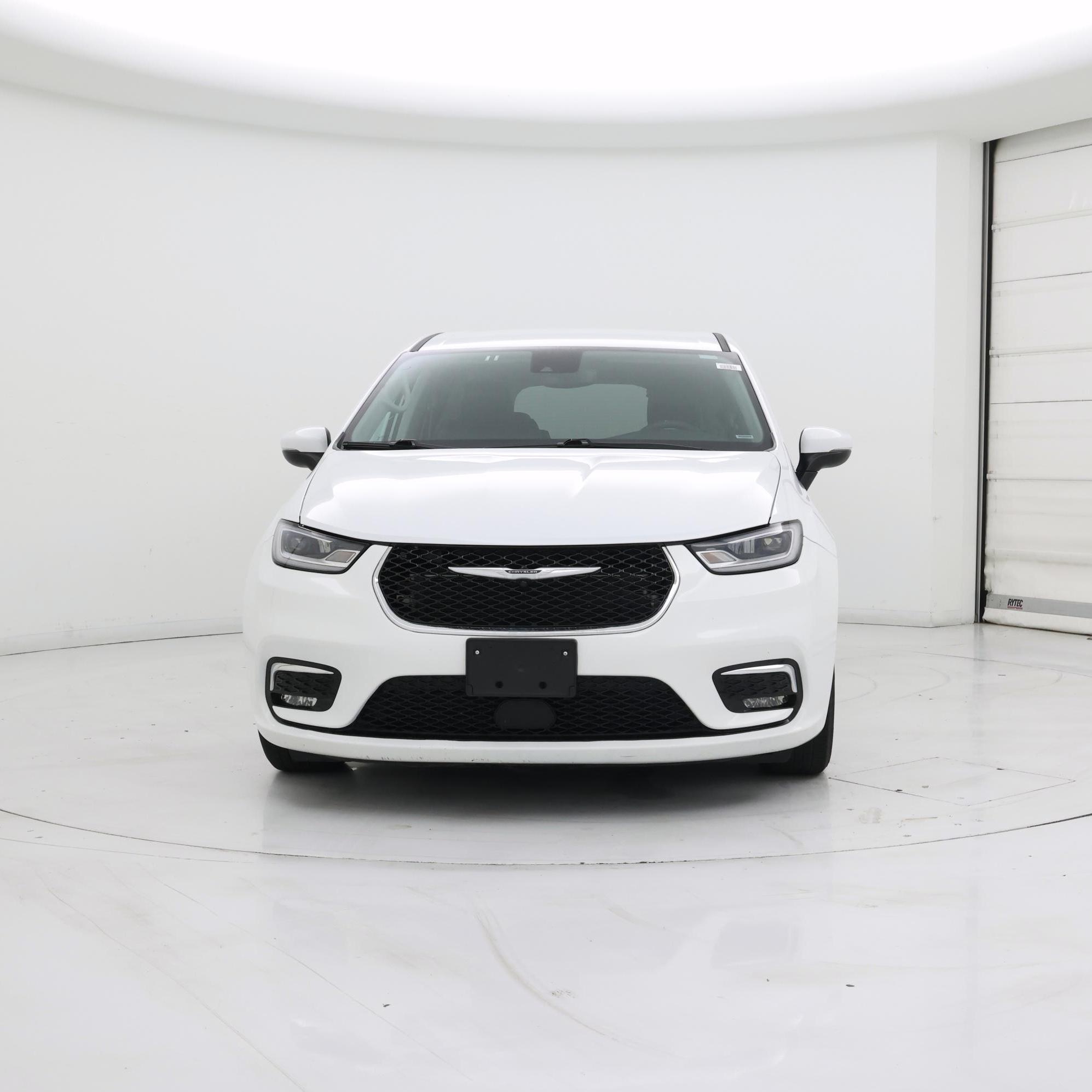 Thumbnail: 2023 Chrysler Pacifica - 5