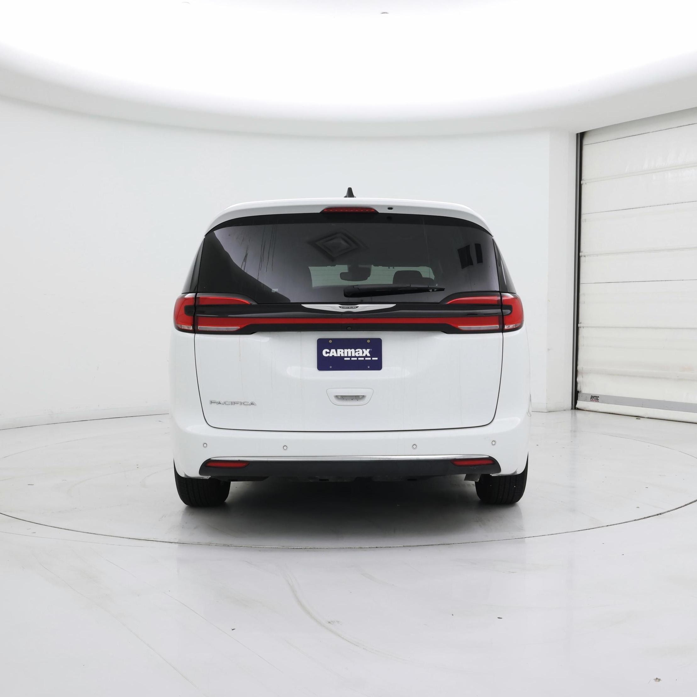 Thumbnail: 2023 Chrysler Pacifica - 6