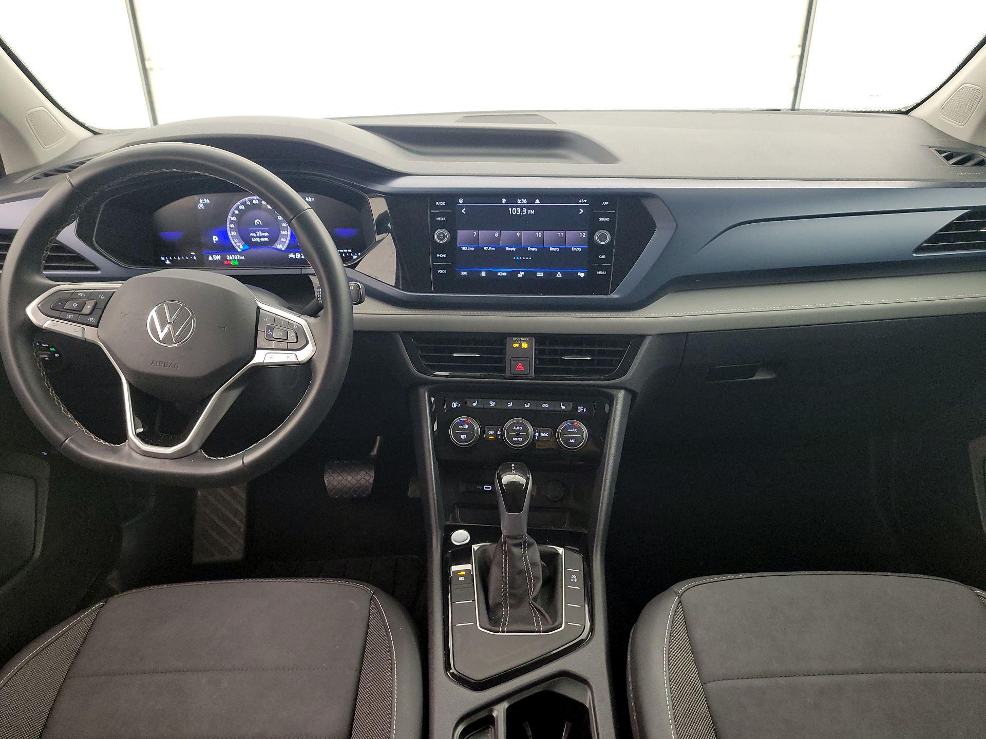 Thumbnail: 2024 Volkswagen Taos - 9