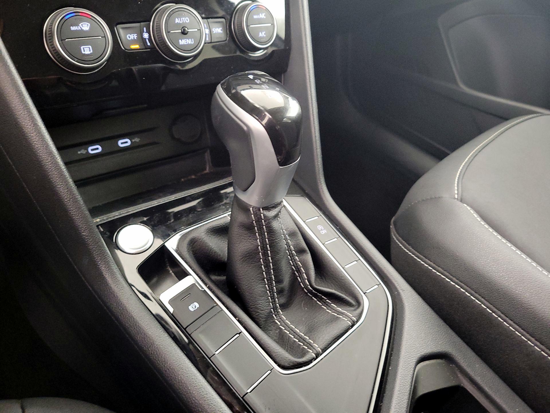 Thumbnail: 2024 Volkswagen Taos - 17