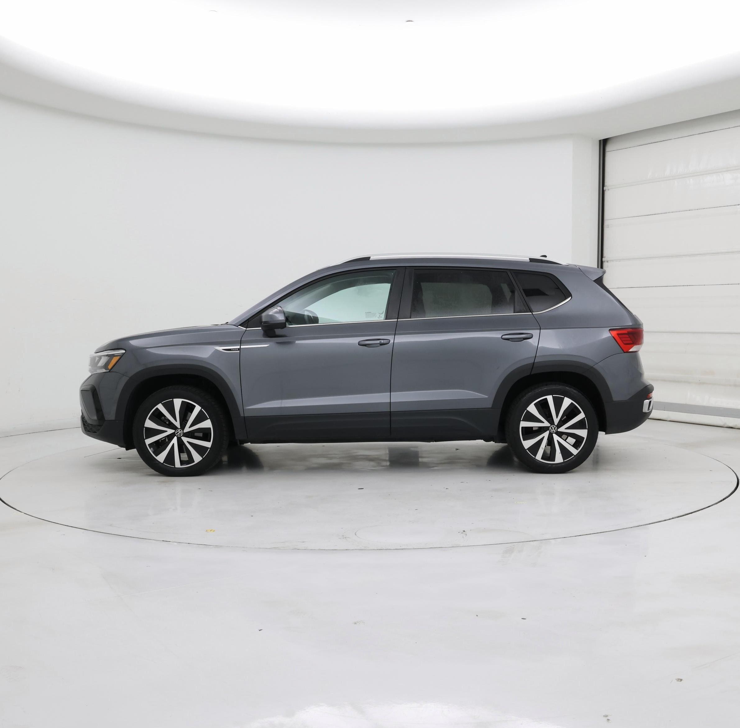 Thumbnail: 2024 Volkswagen Taos - 3