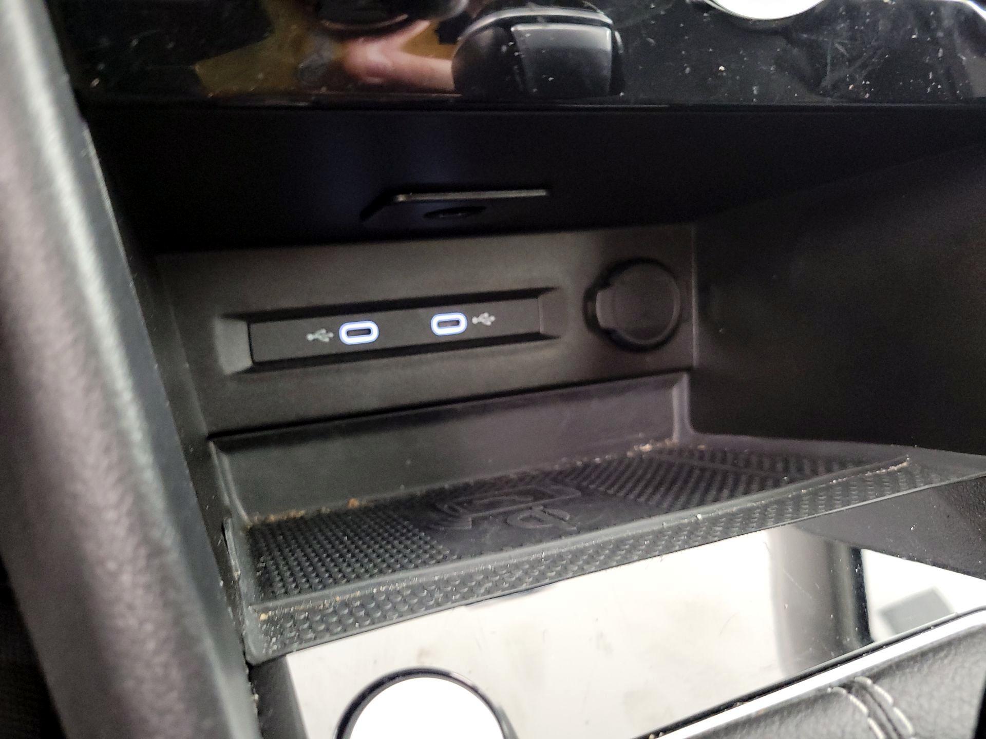 Thumbnail: 2024 Volkswagen Taos - 18