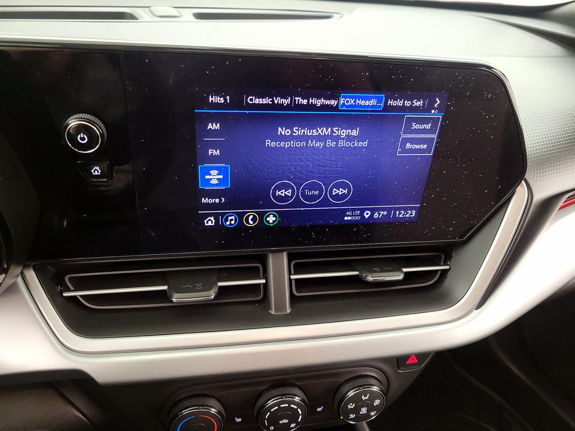 Thumbnail: 2024 Chevrolet Trax - 15