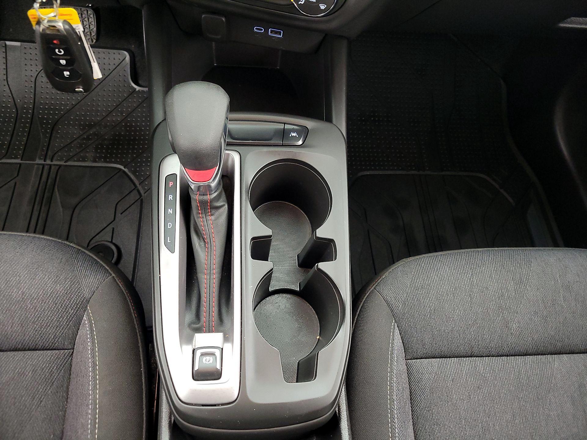 Thumbnail: 2024 Chevrolet Trax - 17