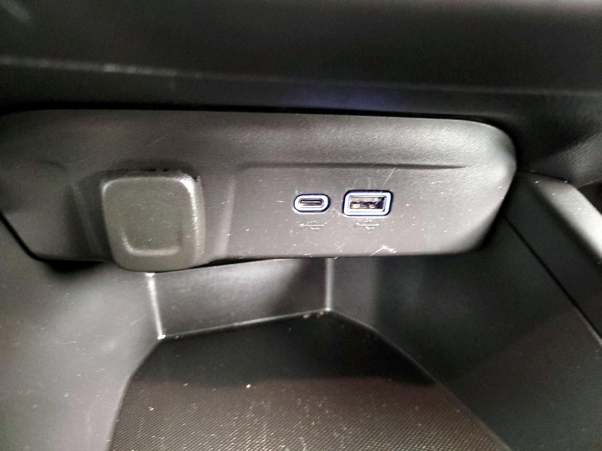 Thumbnail: 2024 Chevrolet Trax - 18