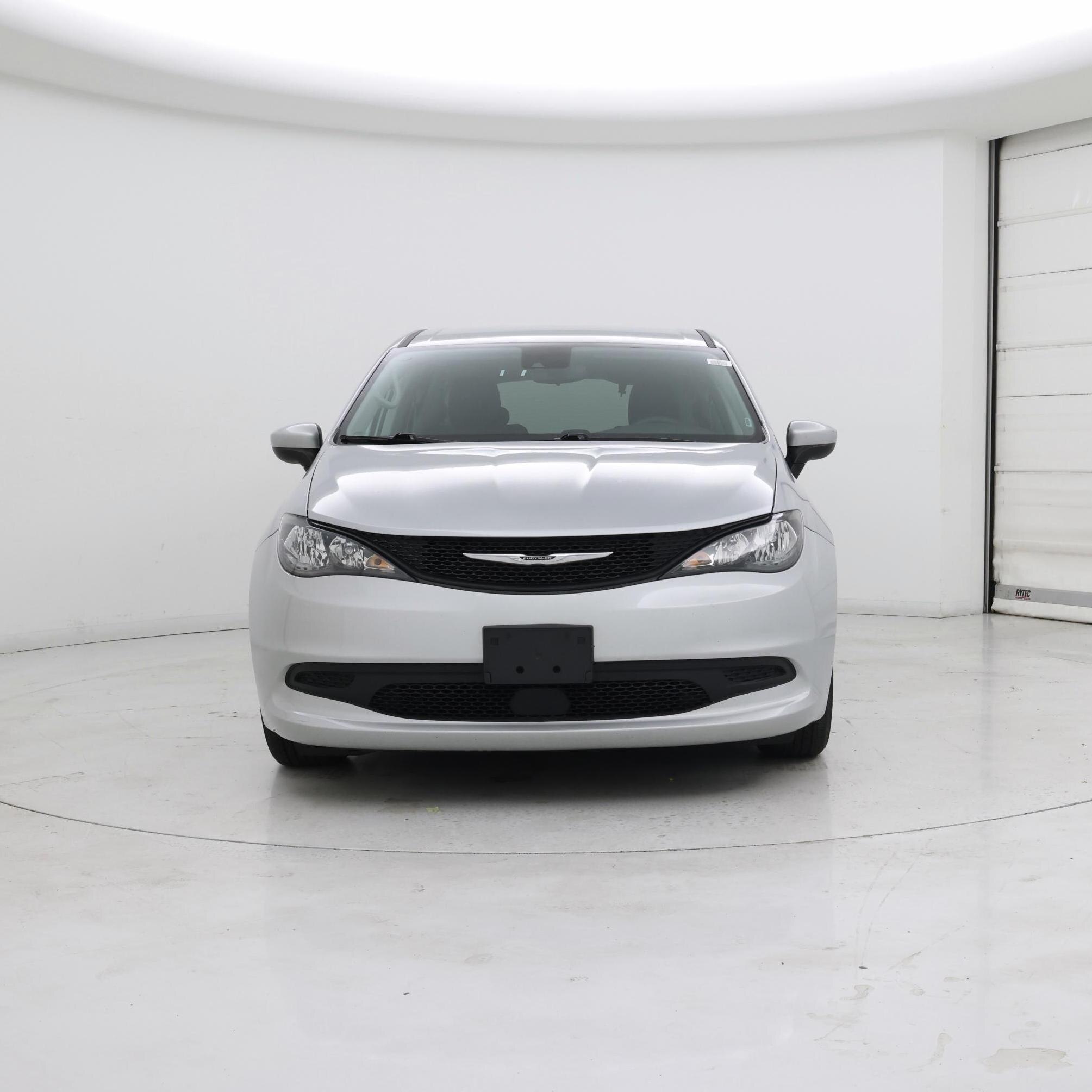 Thumbnail: 2023 Chrysler Voyager - 5