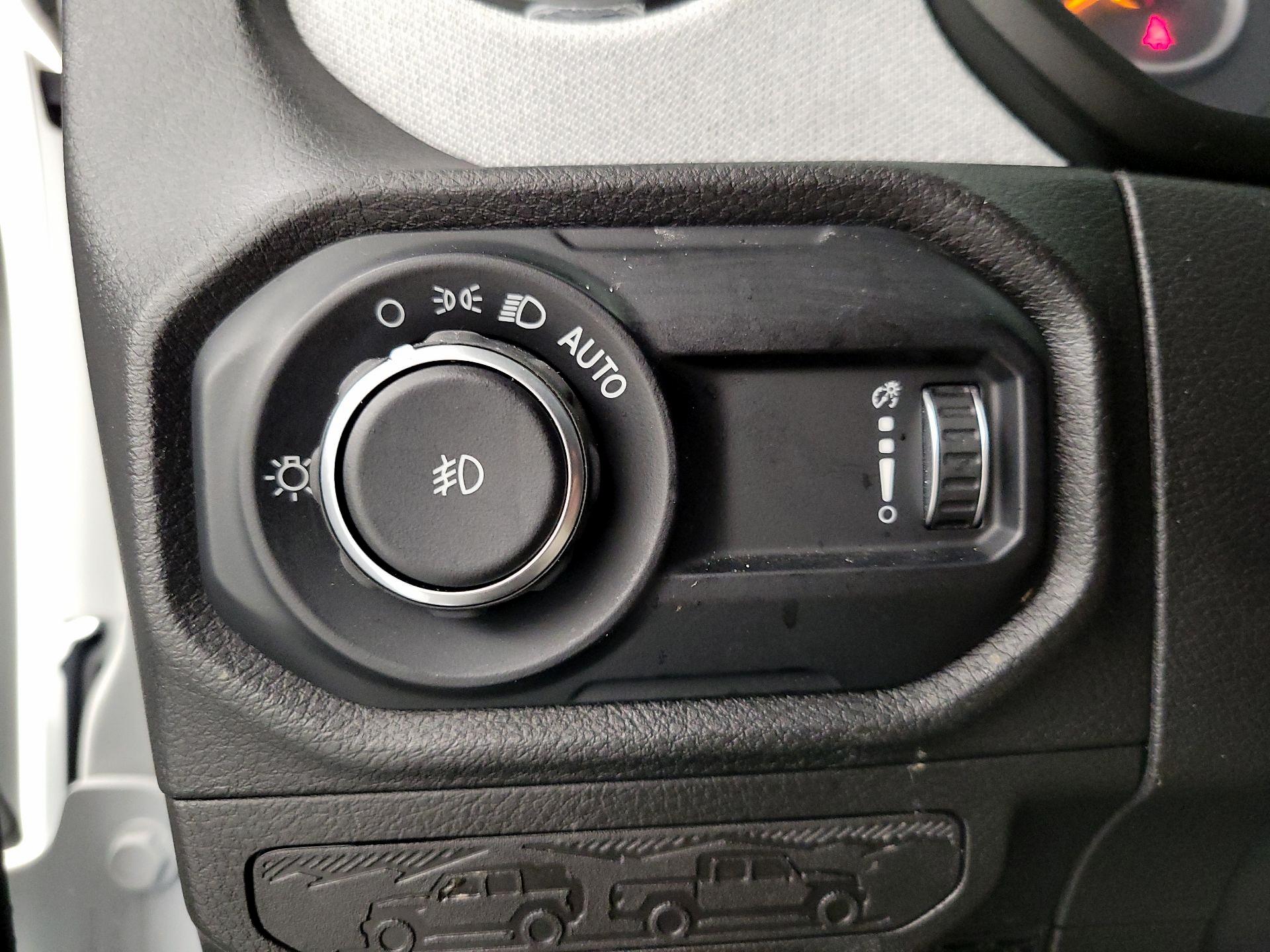 Thumbnail: 2025 Jeep Wrangler - 13