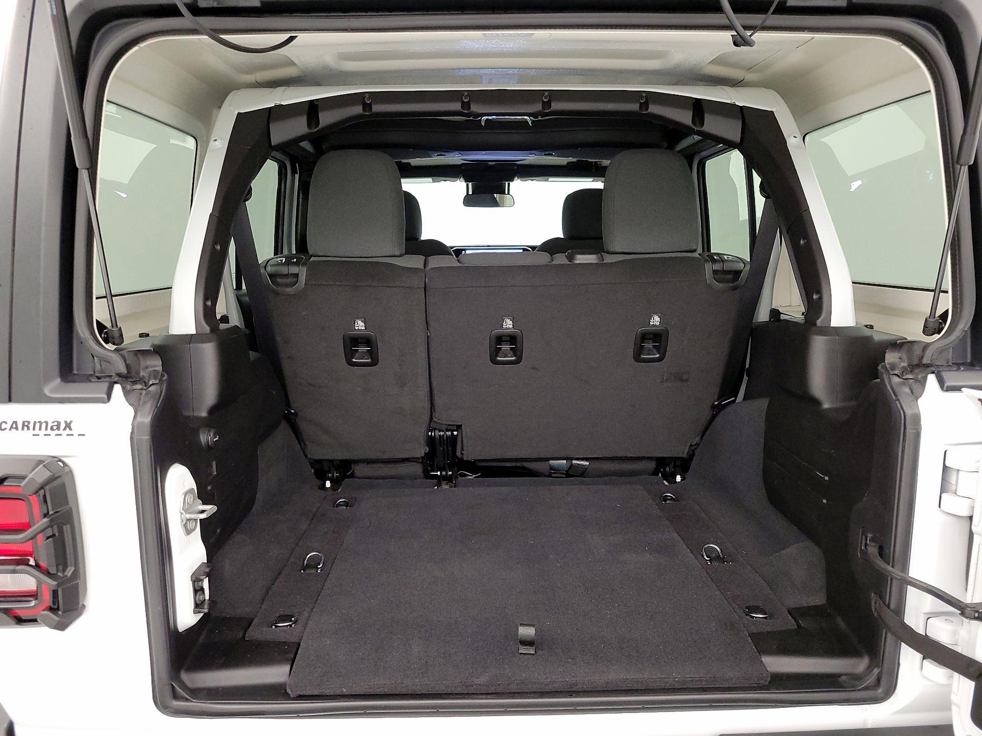 Thumbnail: 2025 Jeep Wrangler - 20