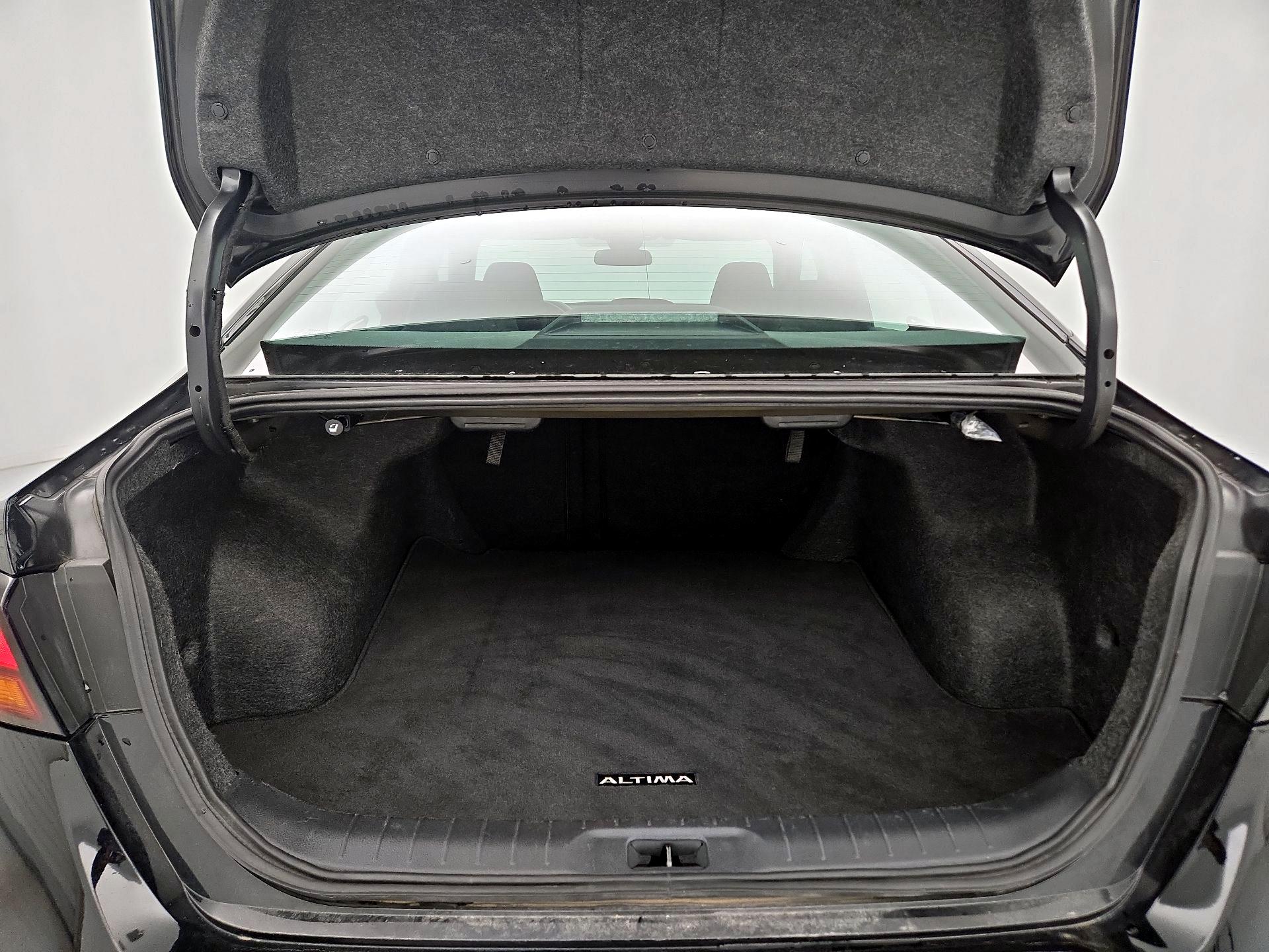 Thumbnail: 2025 Nissan Altima - 20