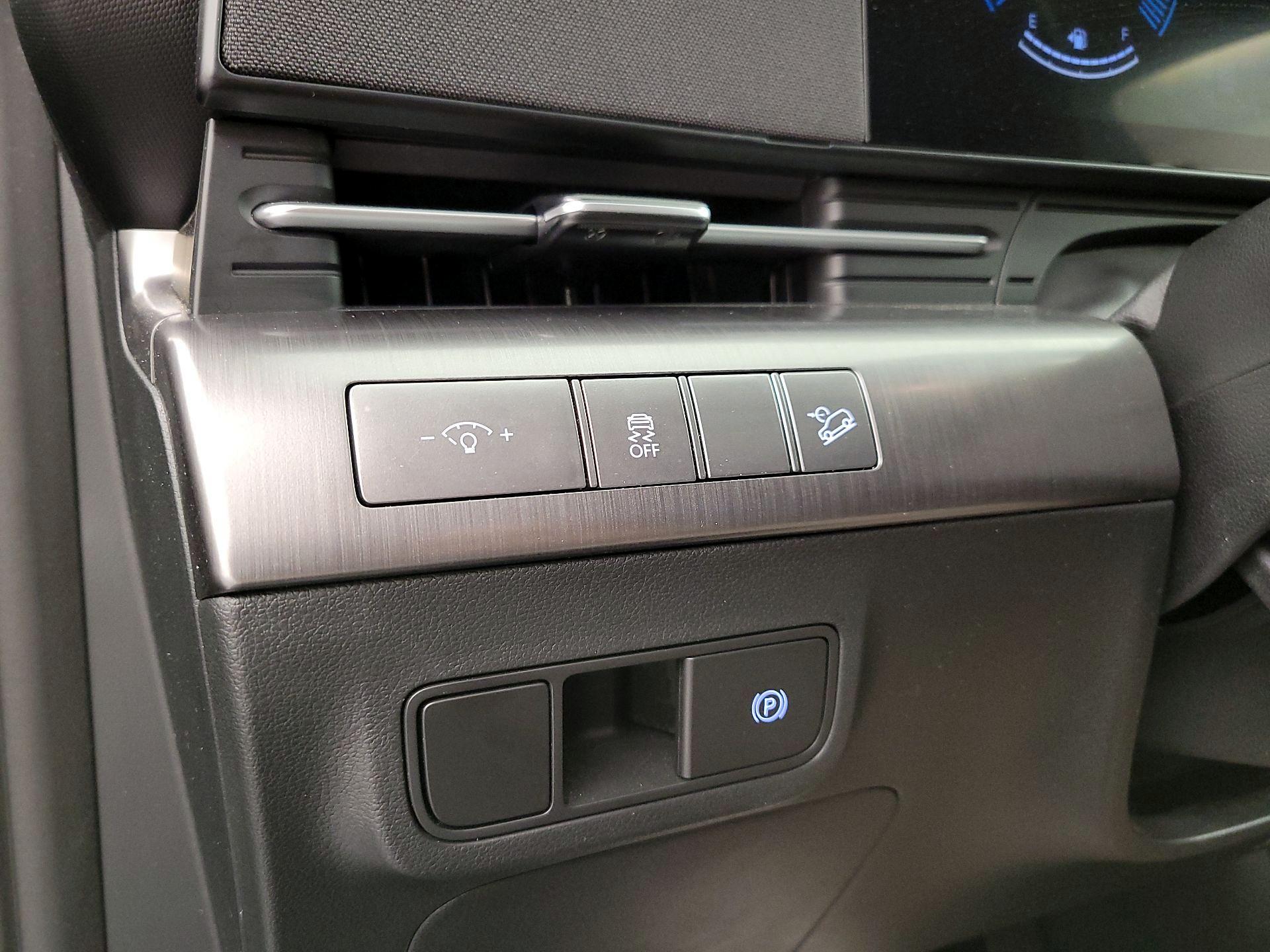 Thumbnail: 2025 Hyundai Kona - 13