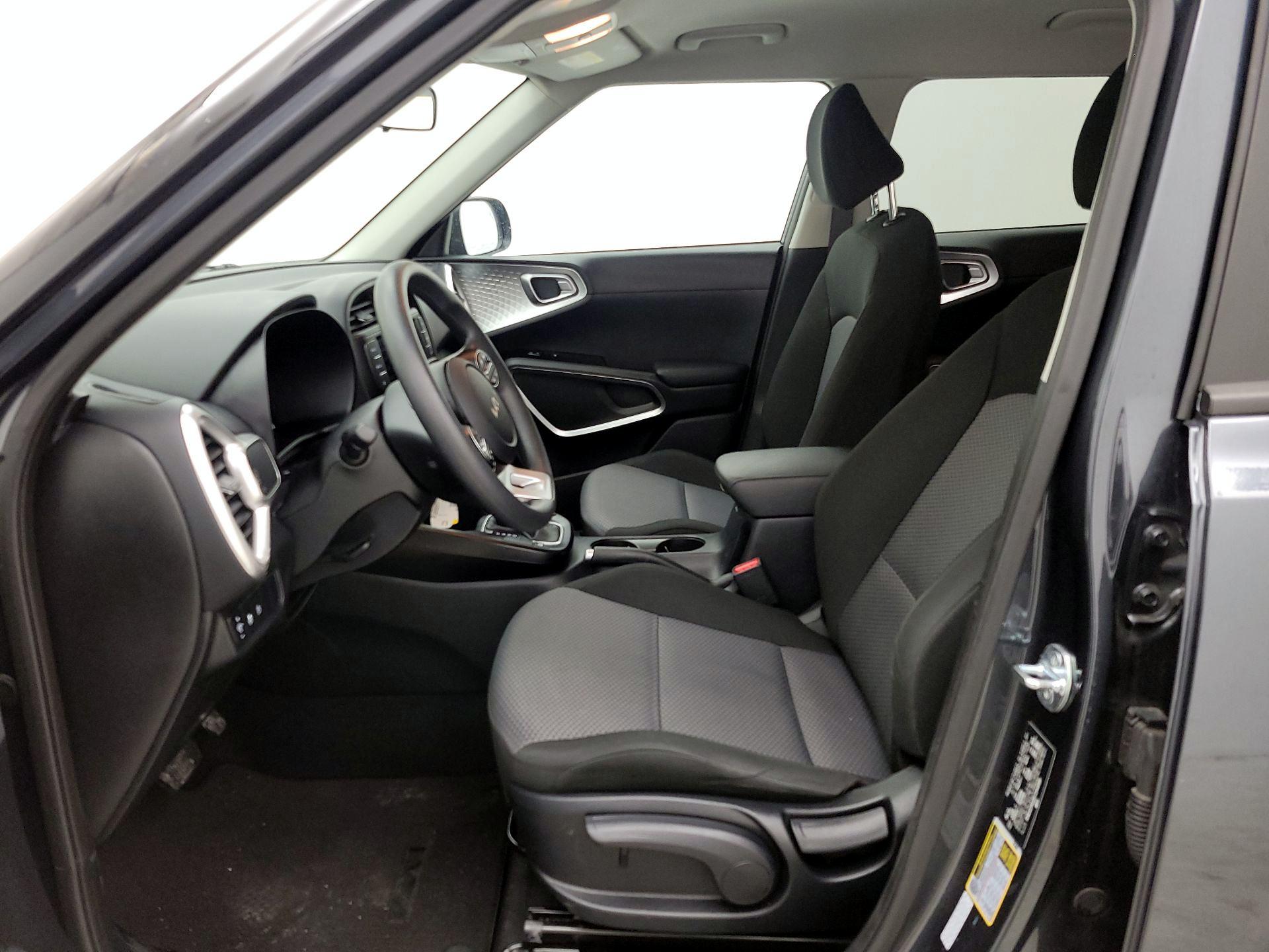 Thumbnail: 2025 Kia Soul - 11