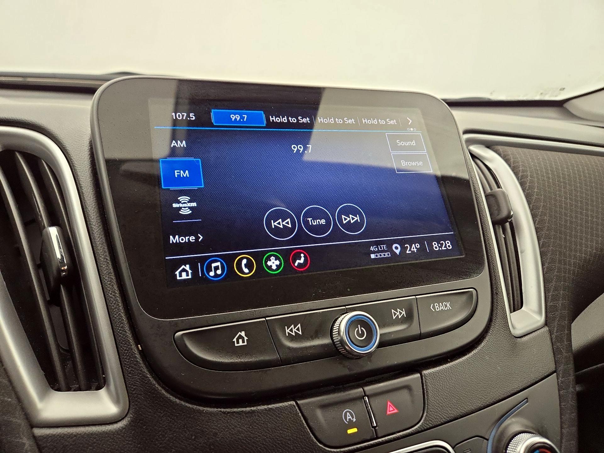 Thumbnail: 2024 Chevrolet Malibu - 15