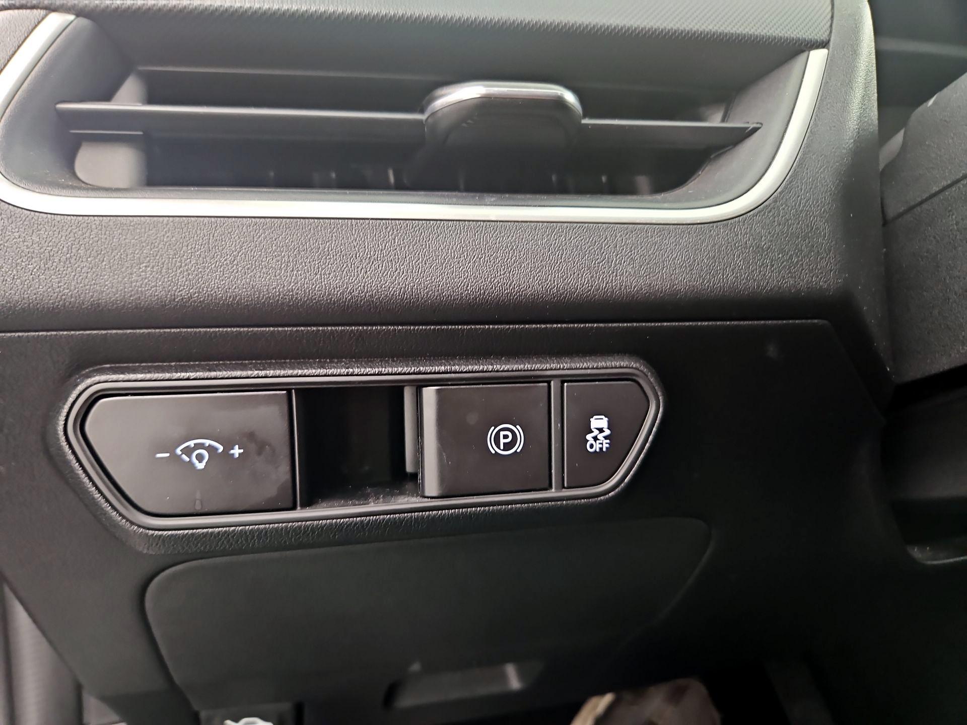 Thumbnail: 2025 Kia K4 - 13