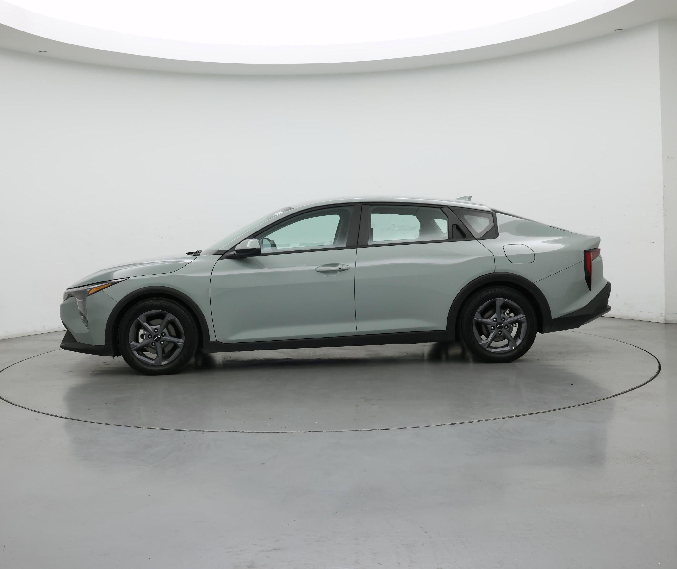 Thumbnail: 2025 Kia K4 - 3