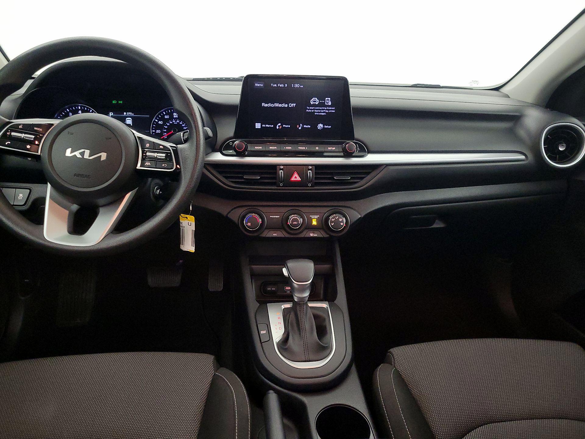 Thumbnail: 2024 Kia Forte - 9