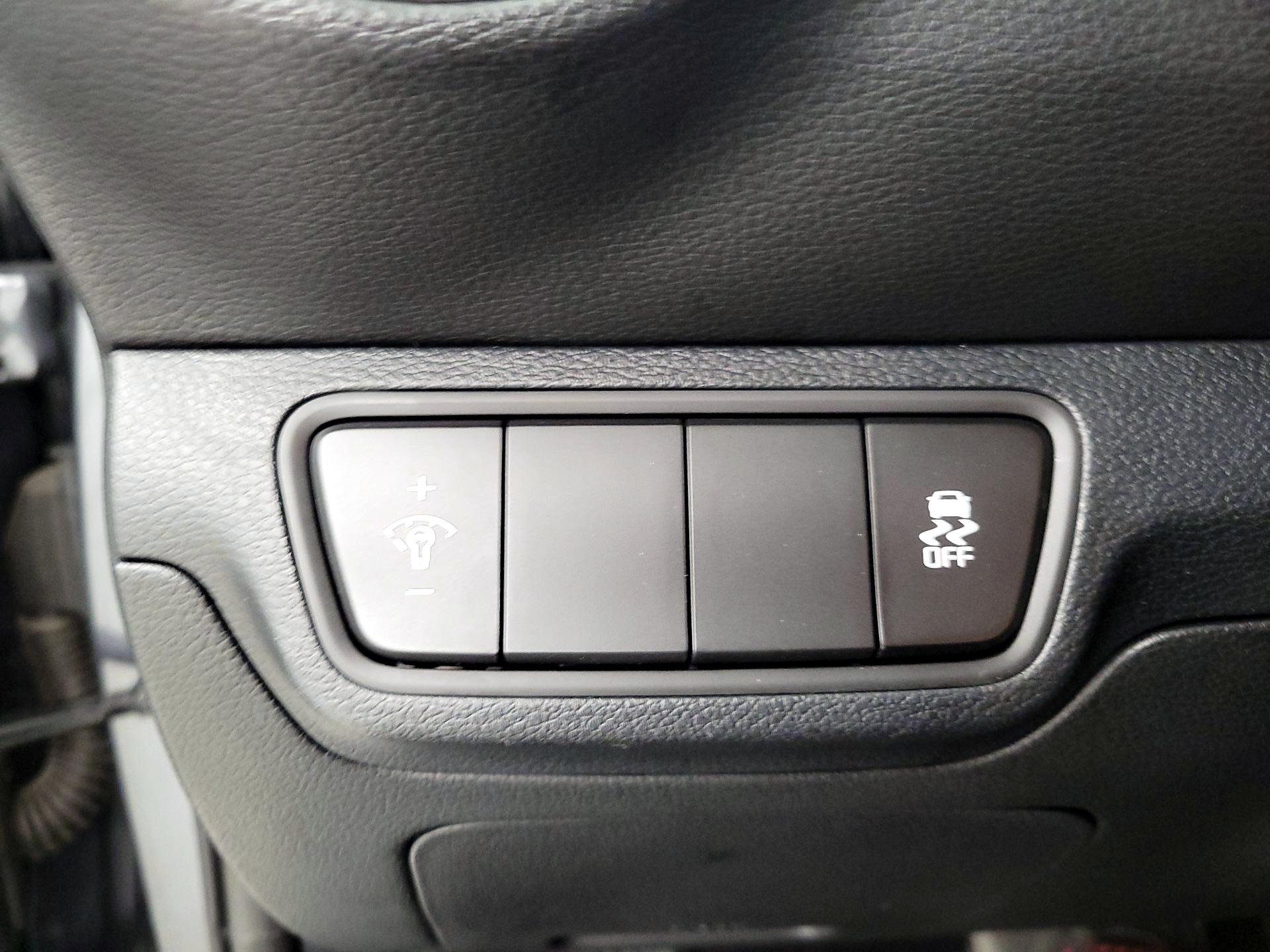 Thumbnail: 2024 Kia Forte - 13