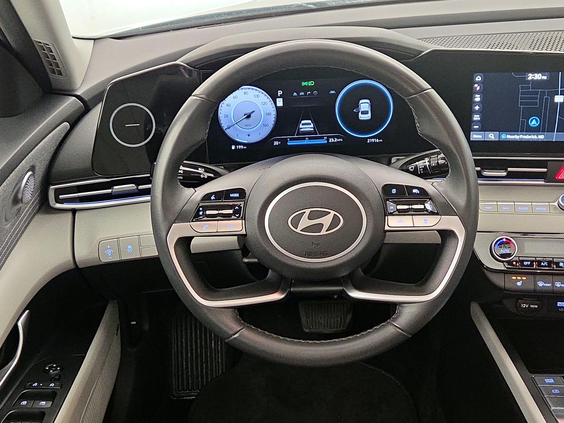 Thumbnail: 2025 Hyundai Elantra - 10