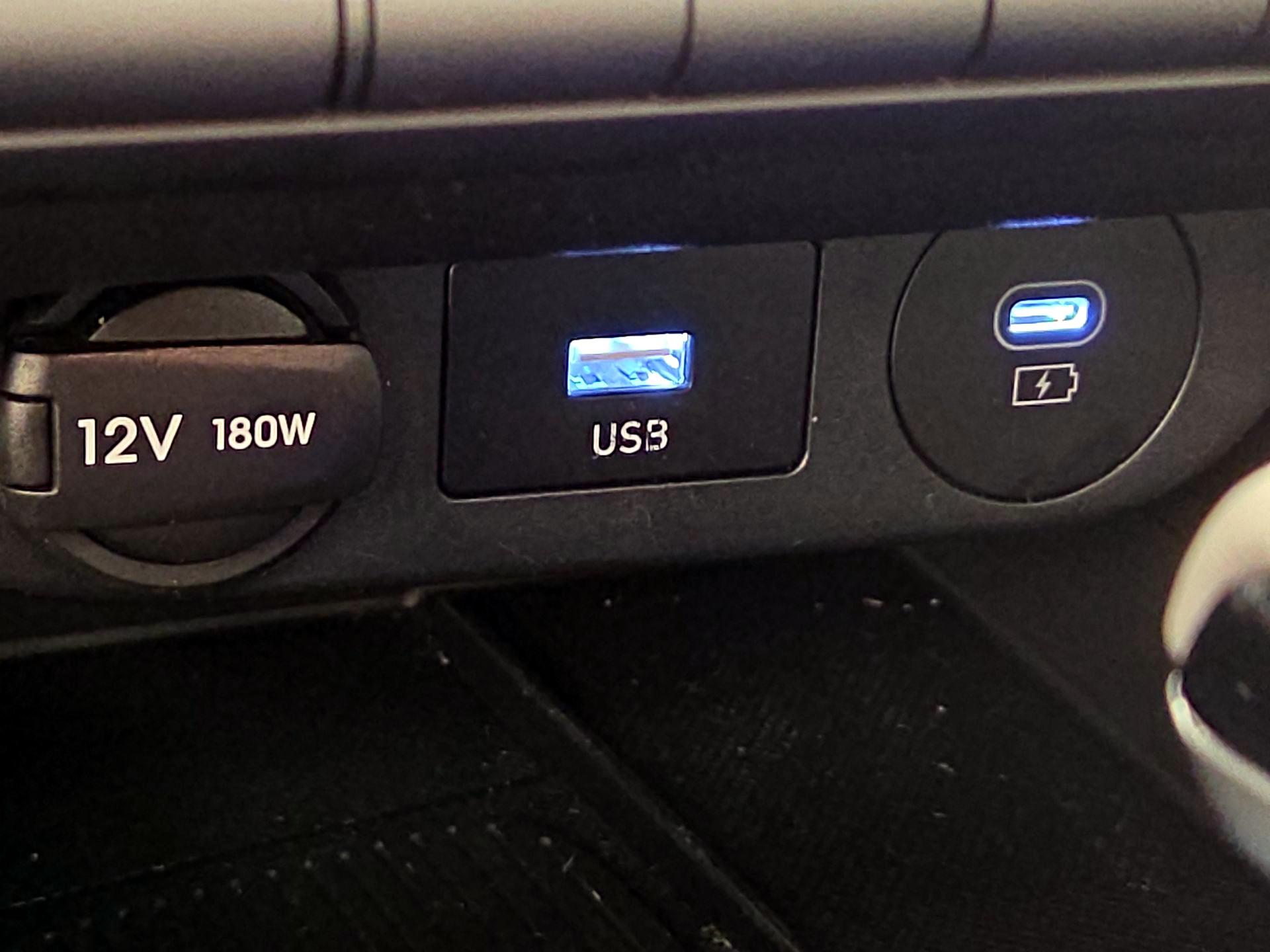 Thumbnail: 2025 Hyundai Elantra - 19