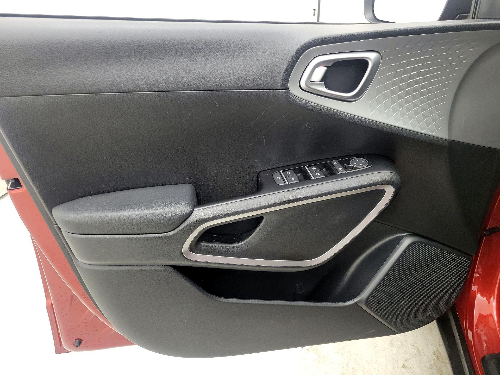 Thumbnail: 2025 Kia Soul - 12