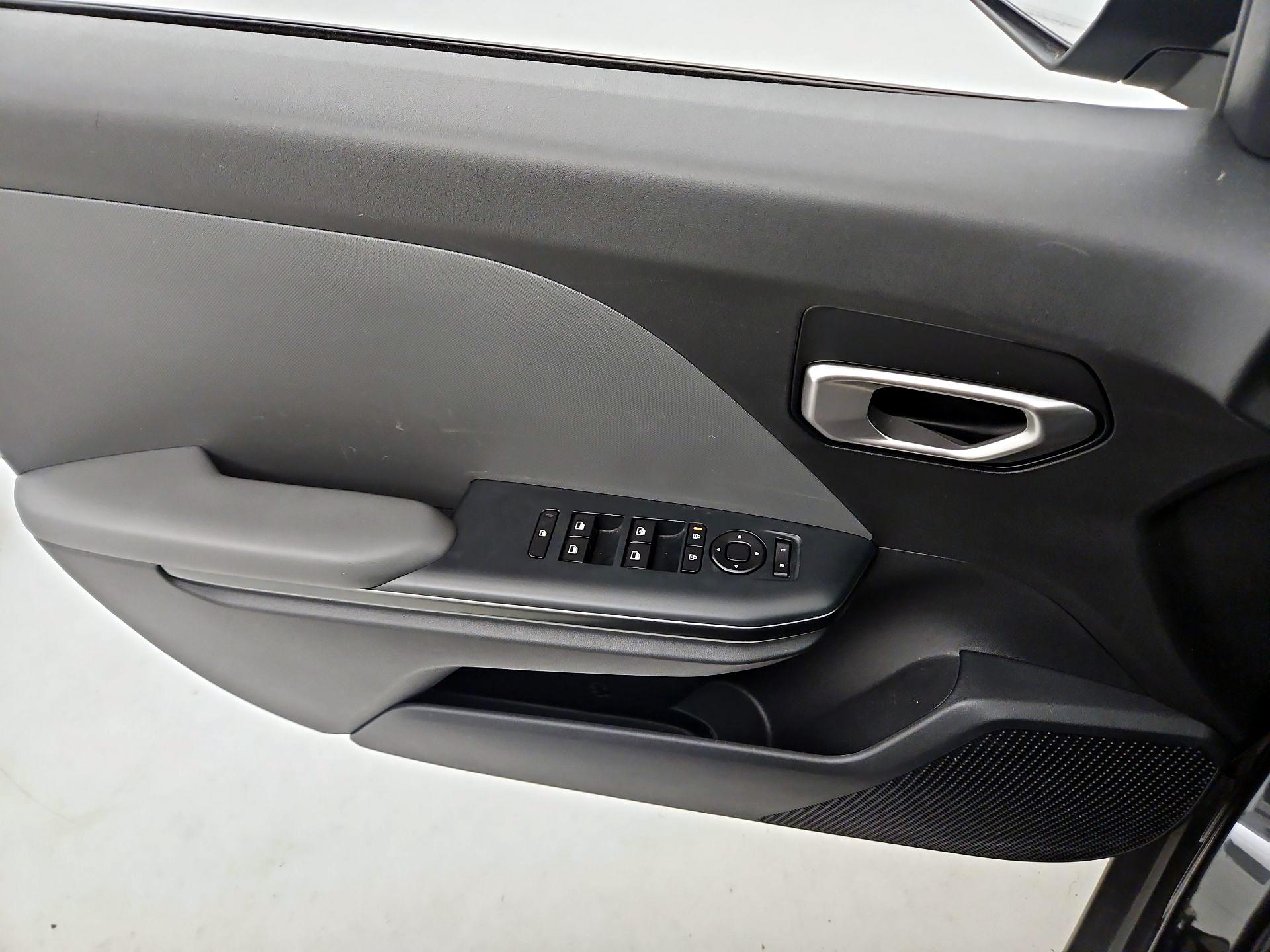 Thumbnail: 2025 Kia K4 - 12