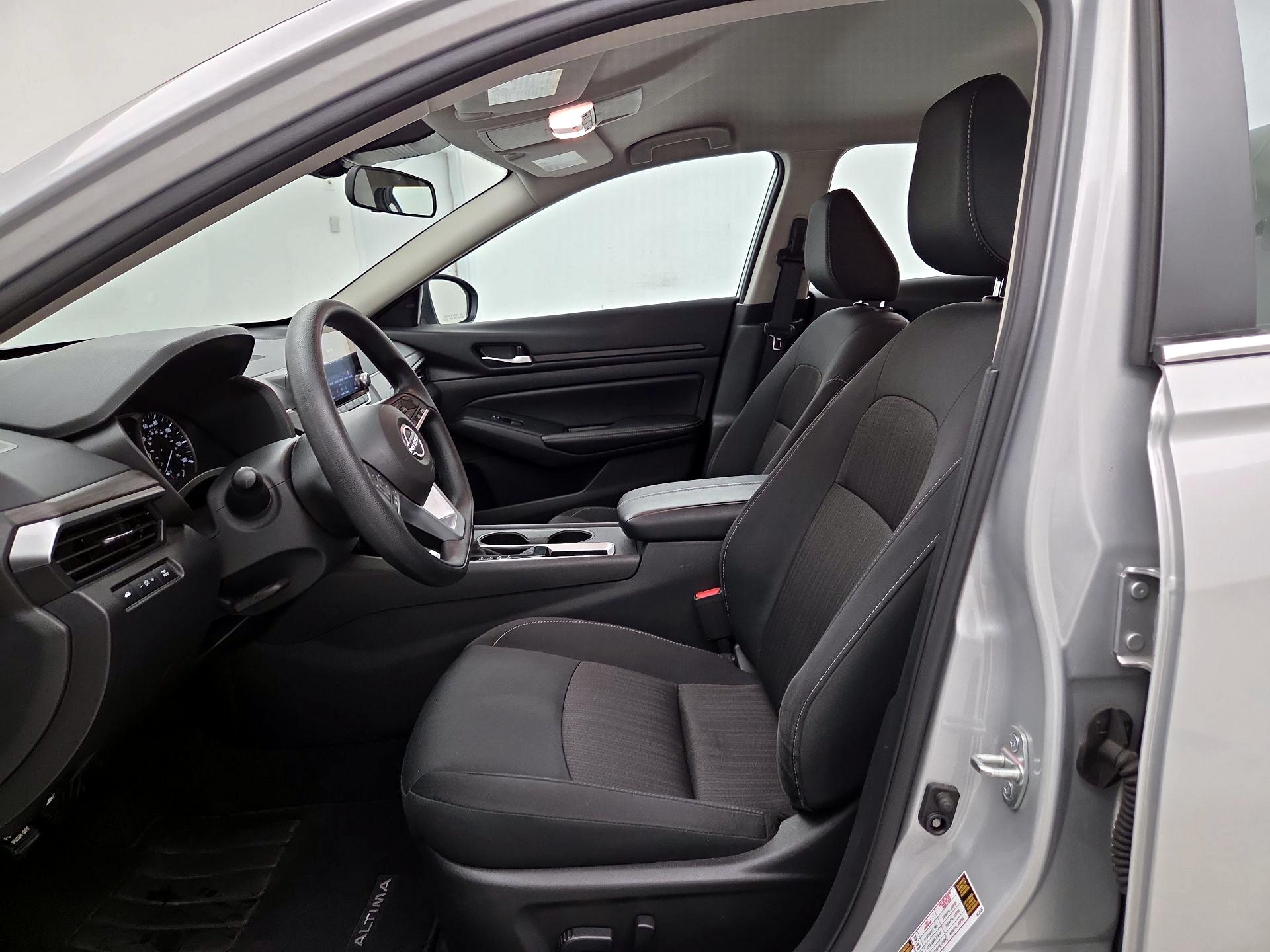 Thumbnail: 2025 Nissan Altima - 11