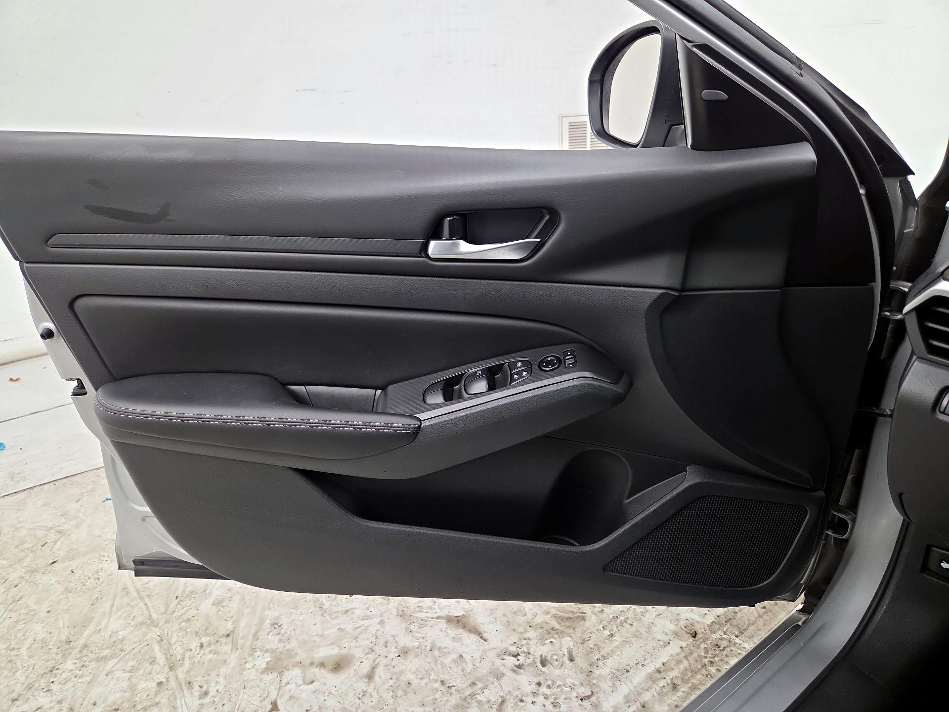 Thumbnail: 2025 Nissan Altima - 12